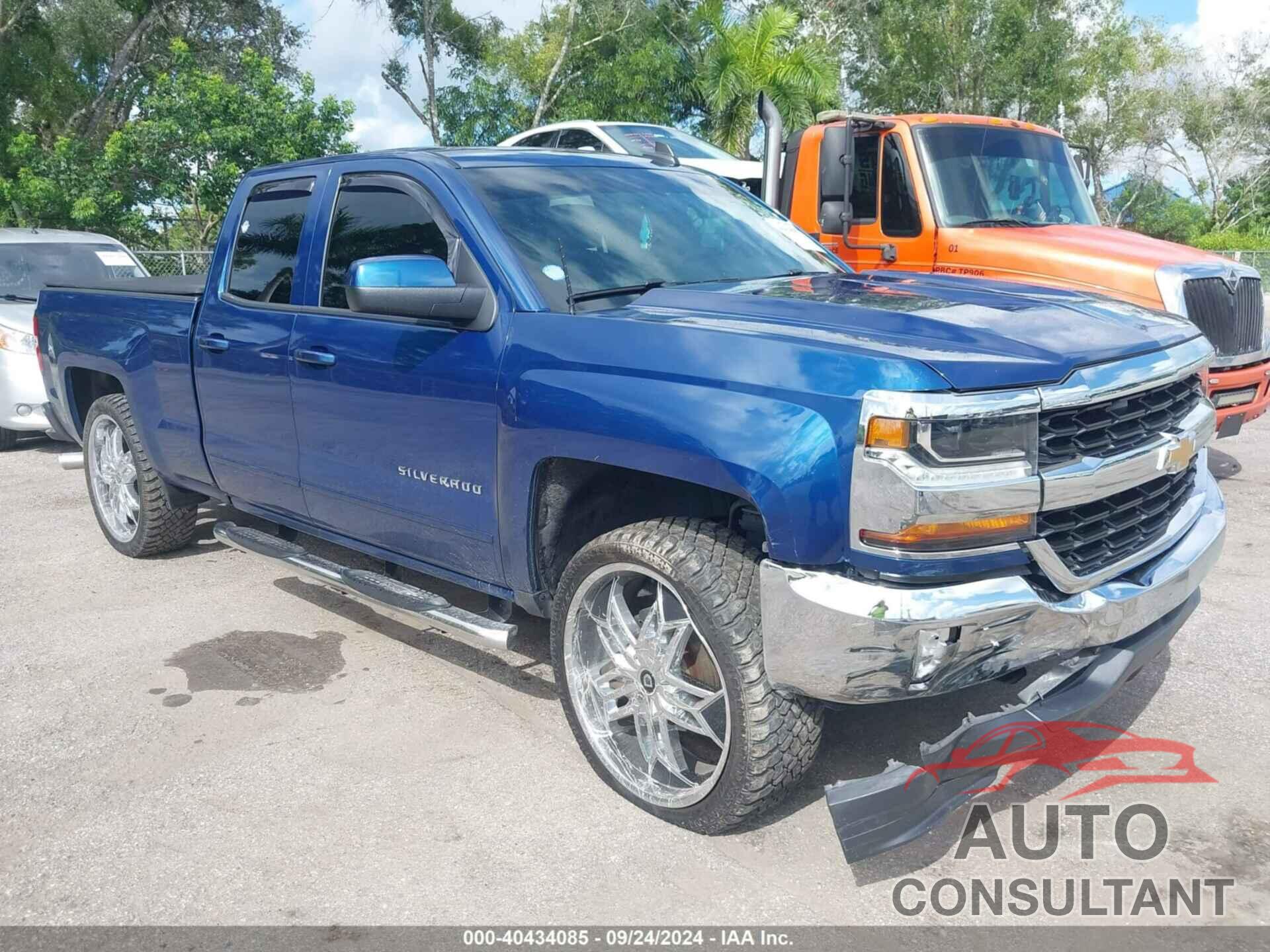 CHEVROLET SILVERADO 1500 2017 - 1GCRCREC3HZ152948