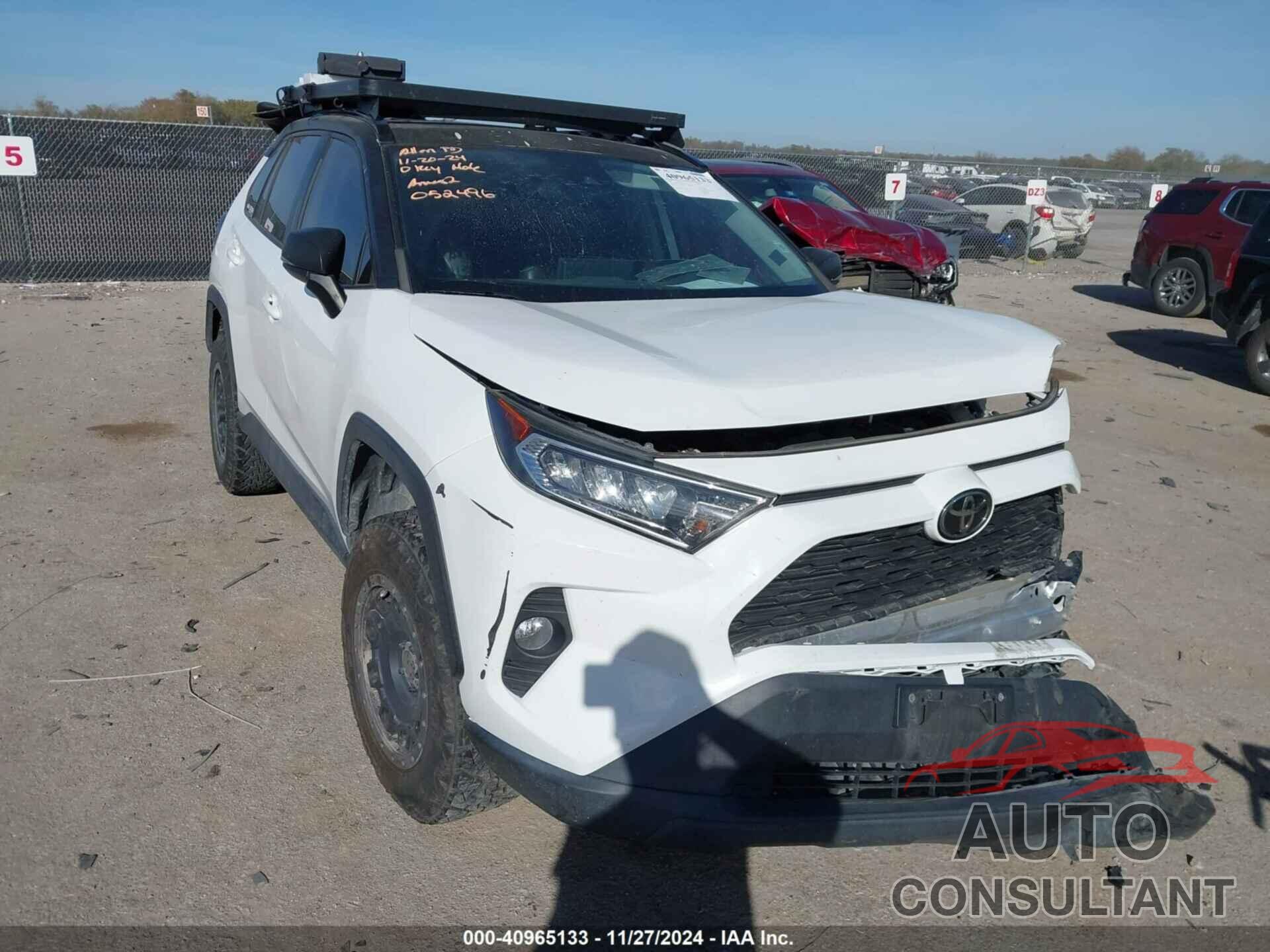TOYOTA RAV4 2019 - 2T3P1RFV1KC052496