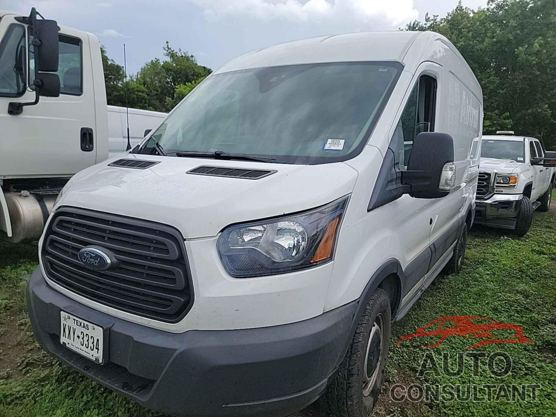 FORD TRANSIT-250 2018 - 1FTYR1CM5JKA69818