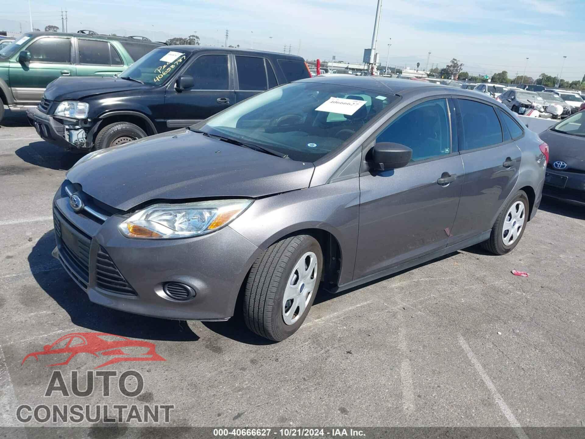 FORD FOCUS 2013 - 1FADP3E22DL363094