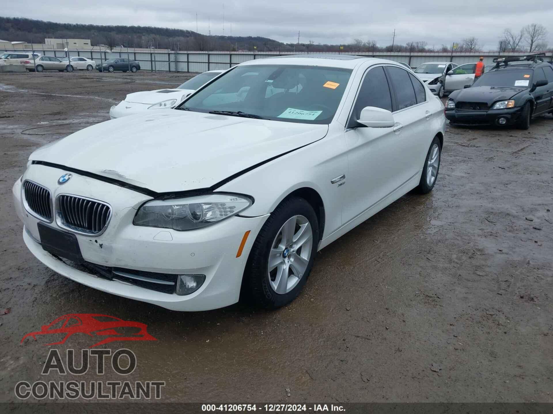 BMW 528I 2012 - WBAXH5C59CDW03759