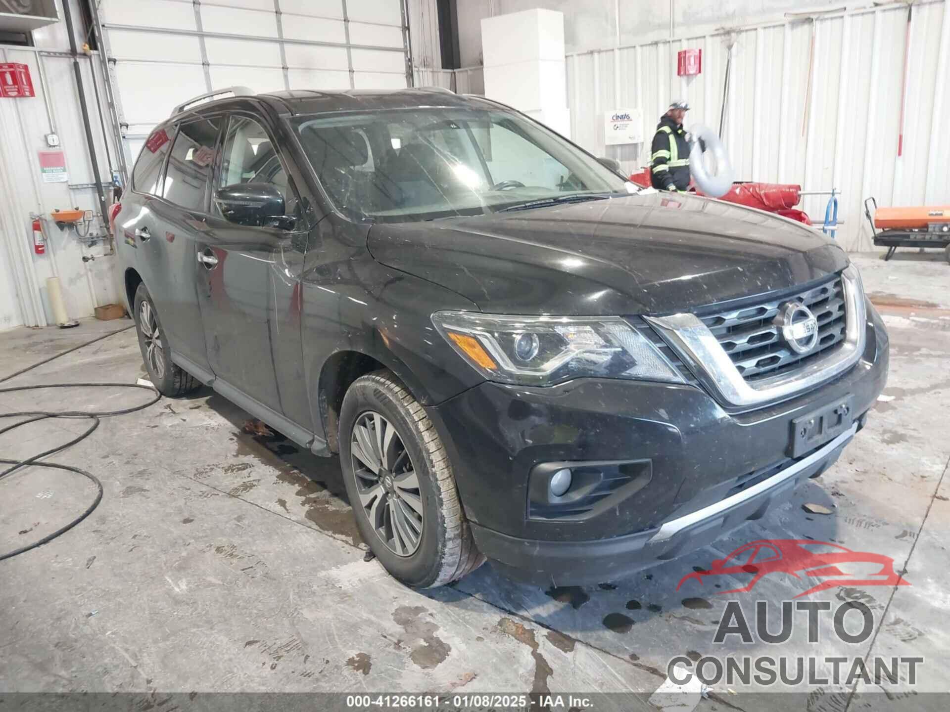 NISSAN PATHFINDER 2017 - 5N1DR2MN6HC686267