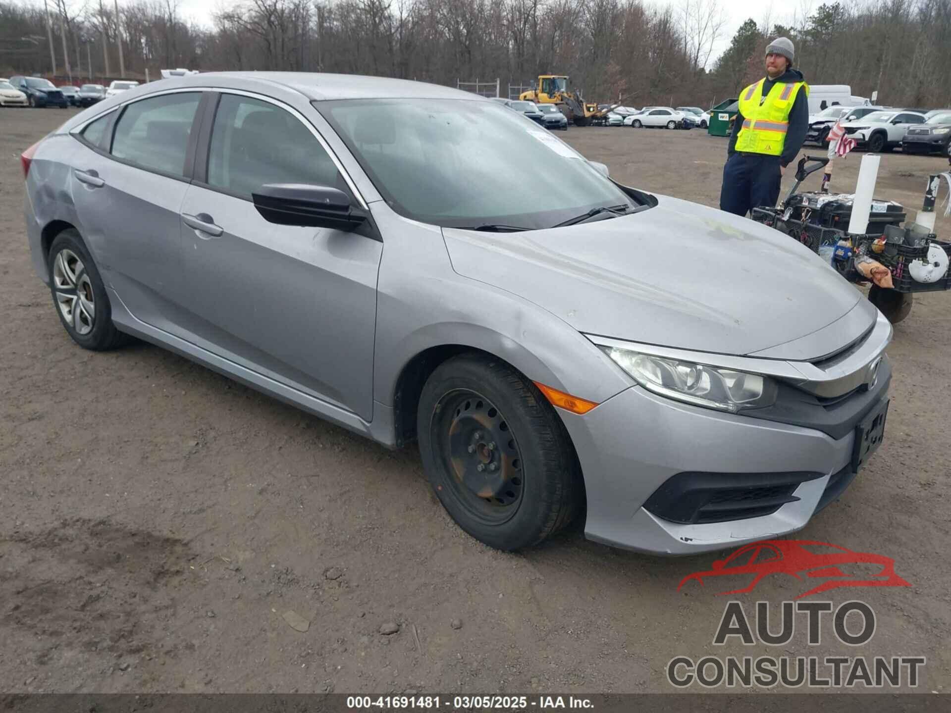 HONDA CIVIC 2018 - 2HGFC2F56JH538071