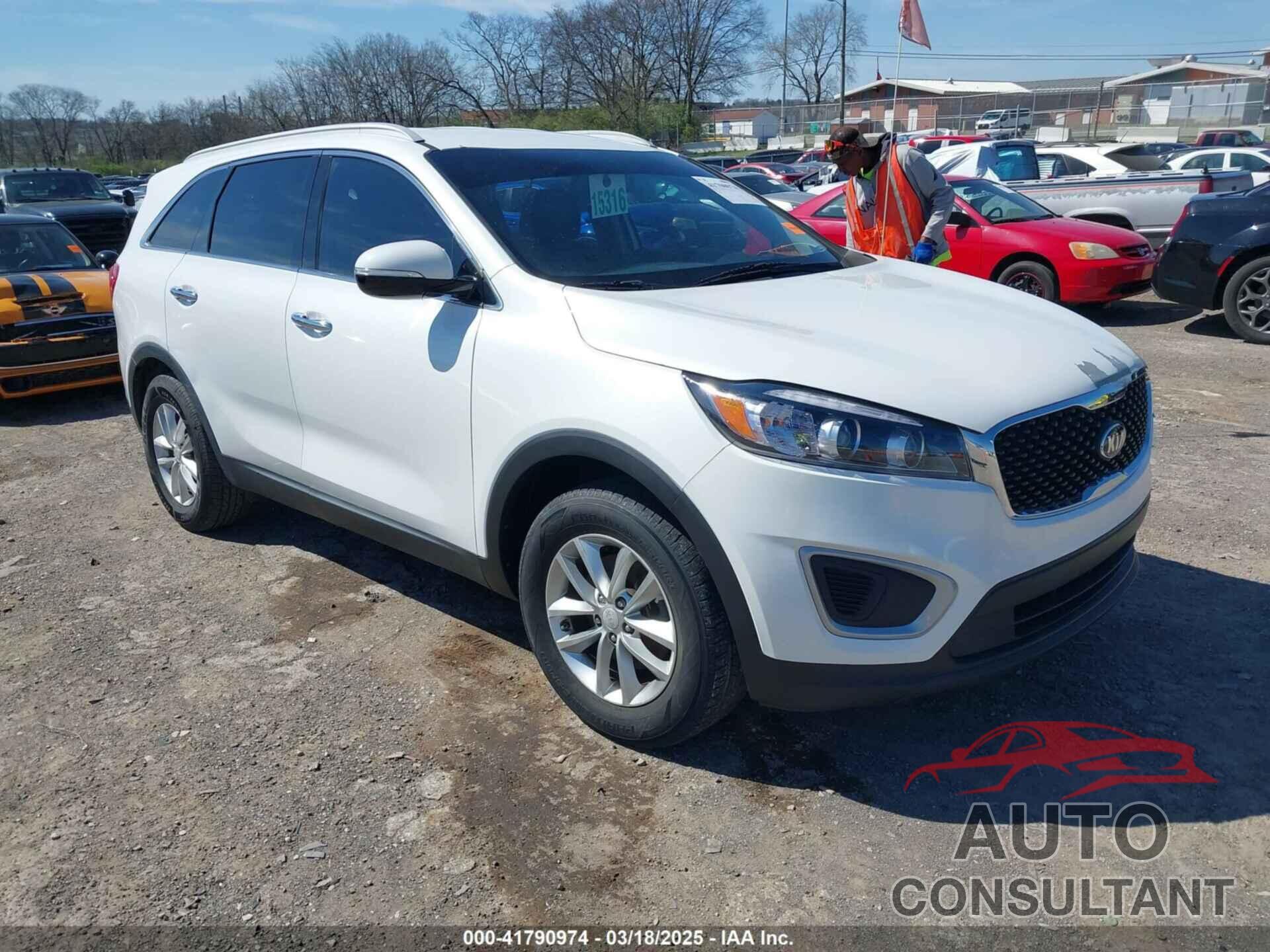KIA SORENTO 2016 - 5XYPG4A39GG106459