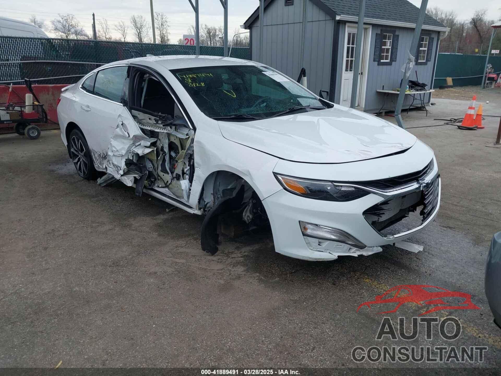 CHEVROLET MALIBU 2020 - 1G1ZG5STXLF112693