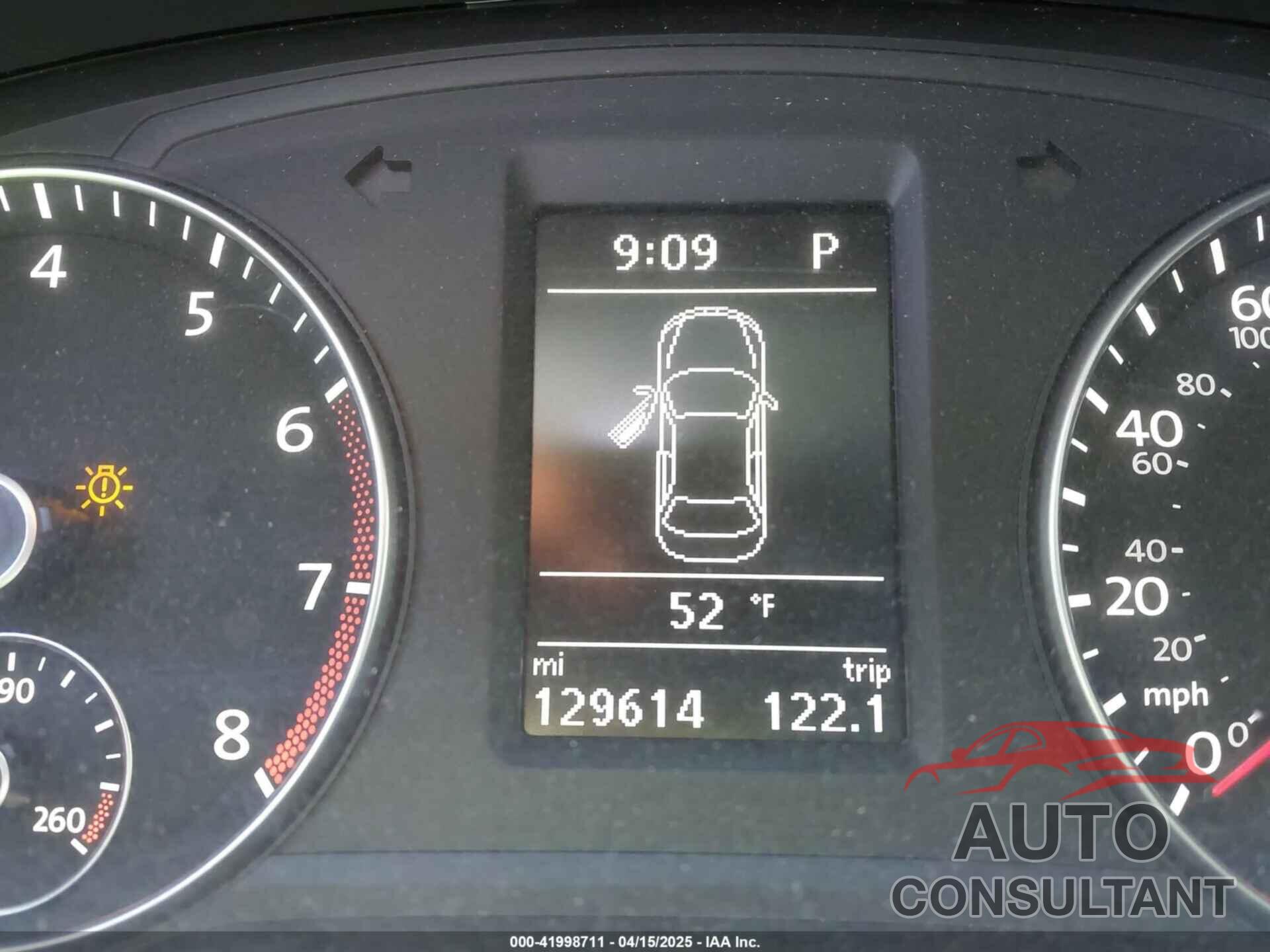 VOLKSWAGEN PASSAT 2014 - 1VWBH7A38EC015013