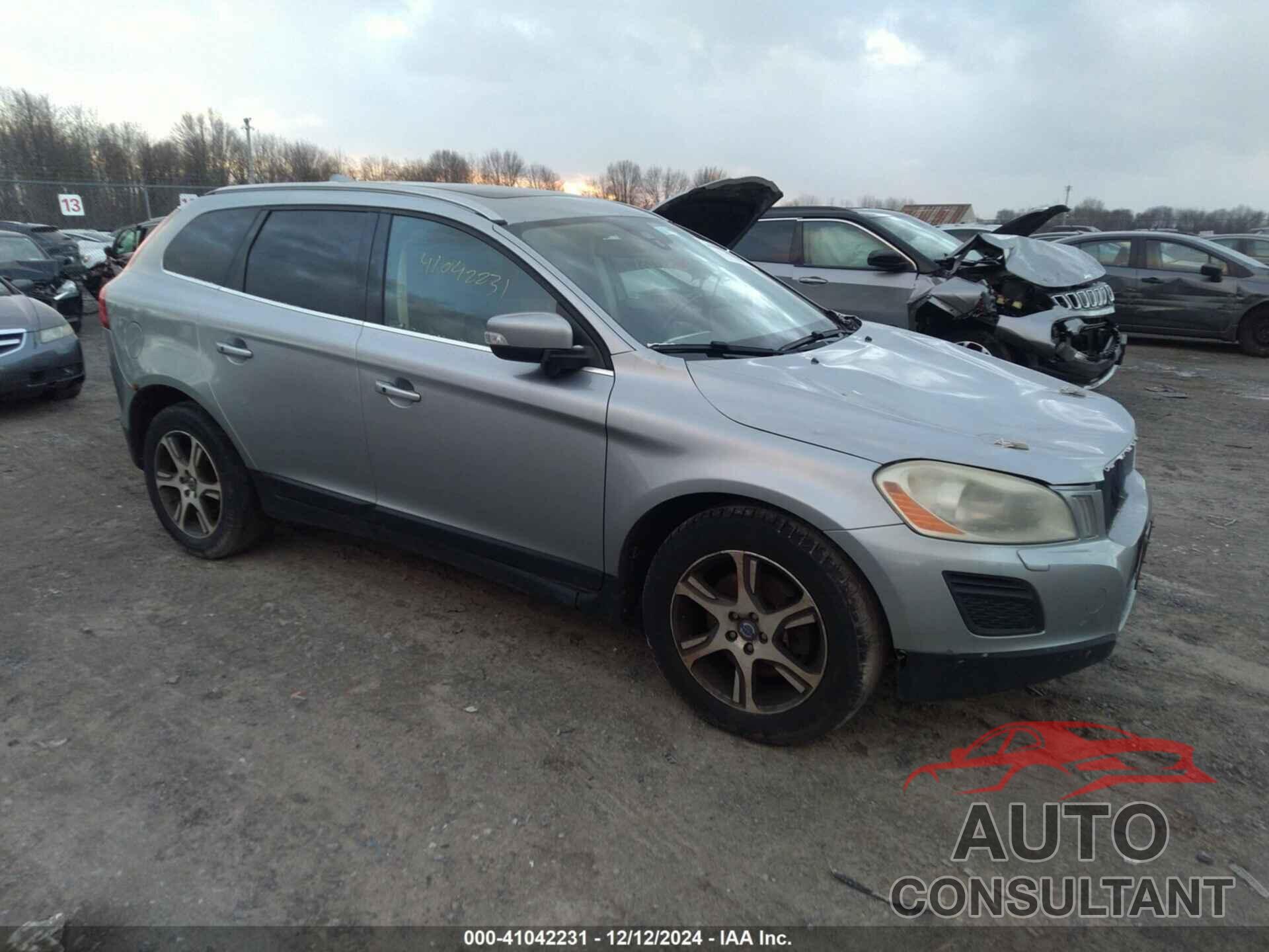 VOLVO XC60 2012 - YV4902DZ1C2305282