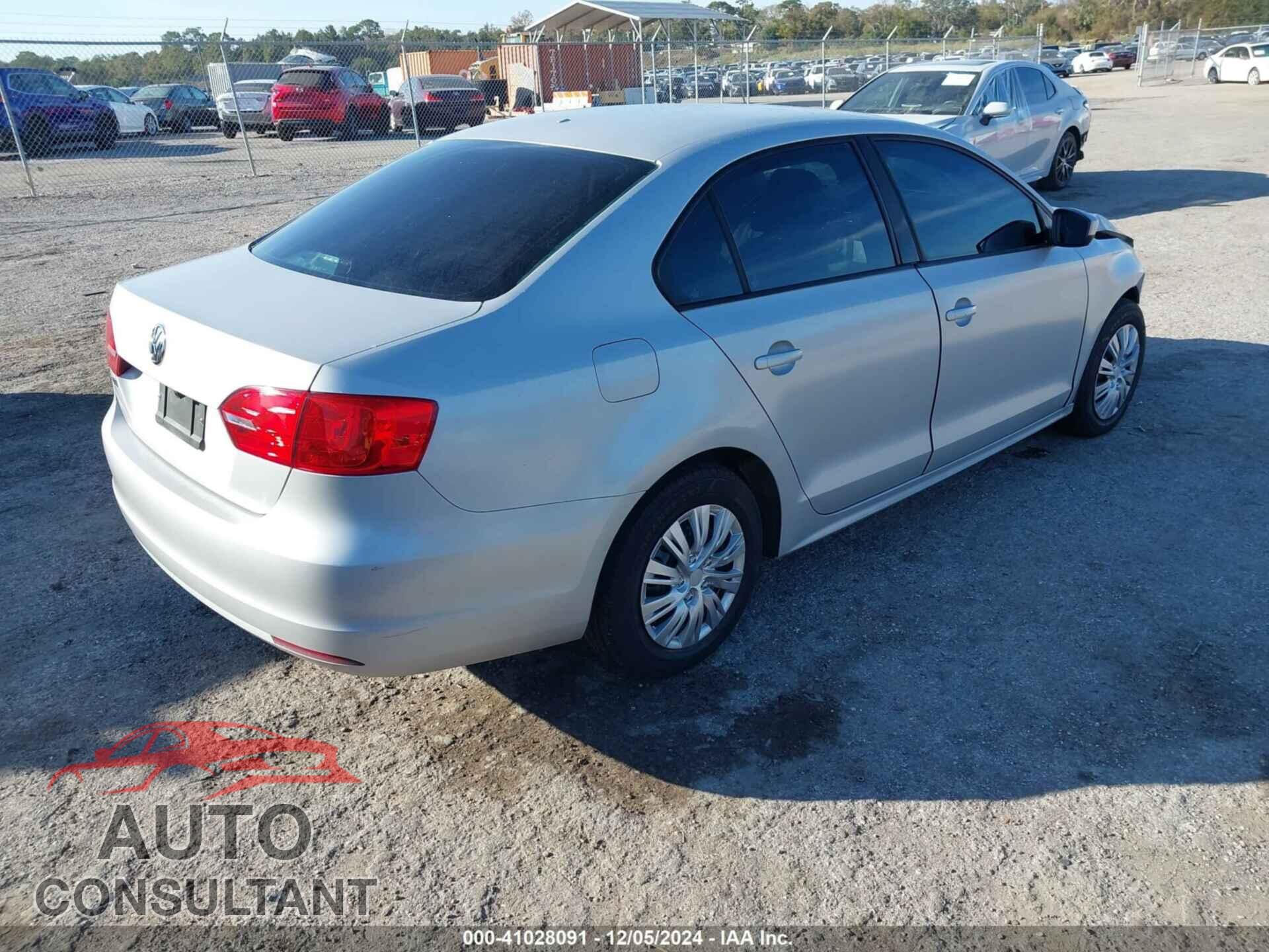 VOLKSWAGEN JETTA 2012 - 3VW2K7AJ2CM306487
