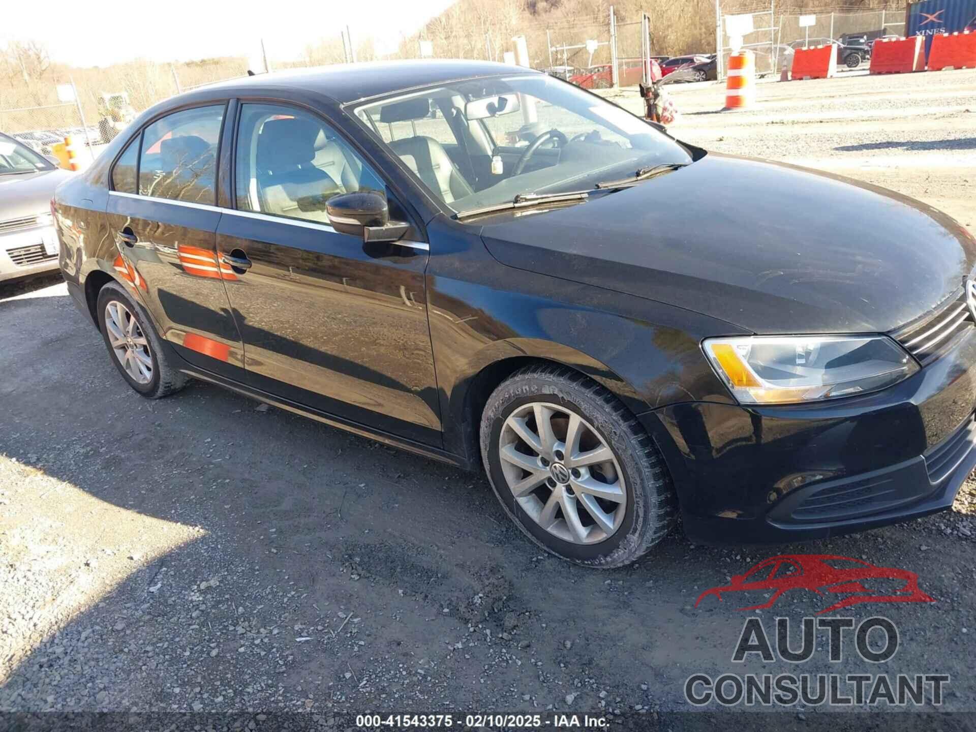 VOLKSWAGEN JETTA 2013 - 3VWDX7AJ2DM310955