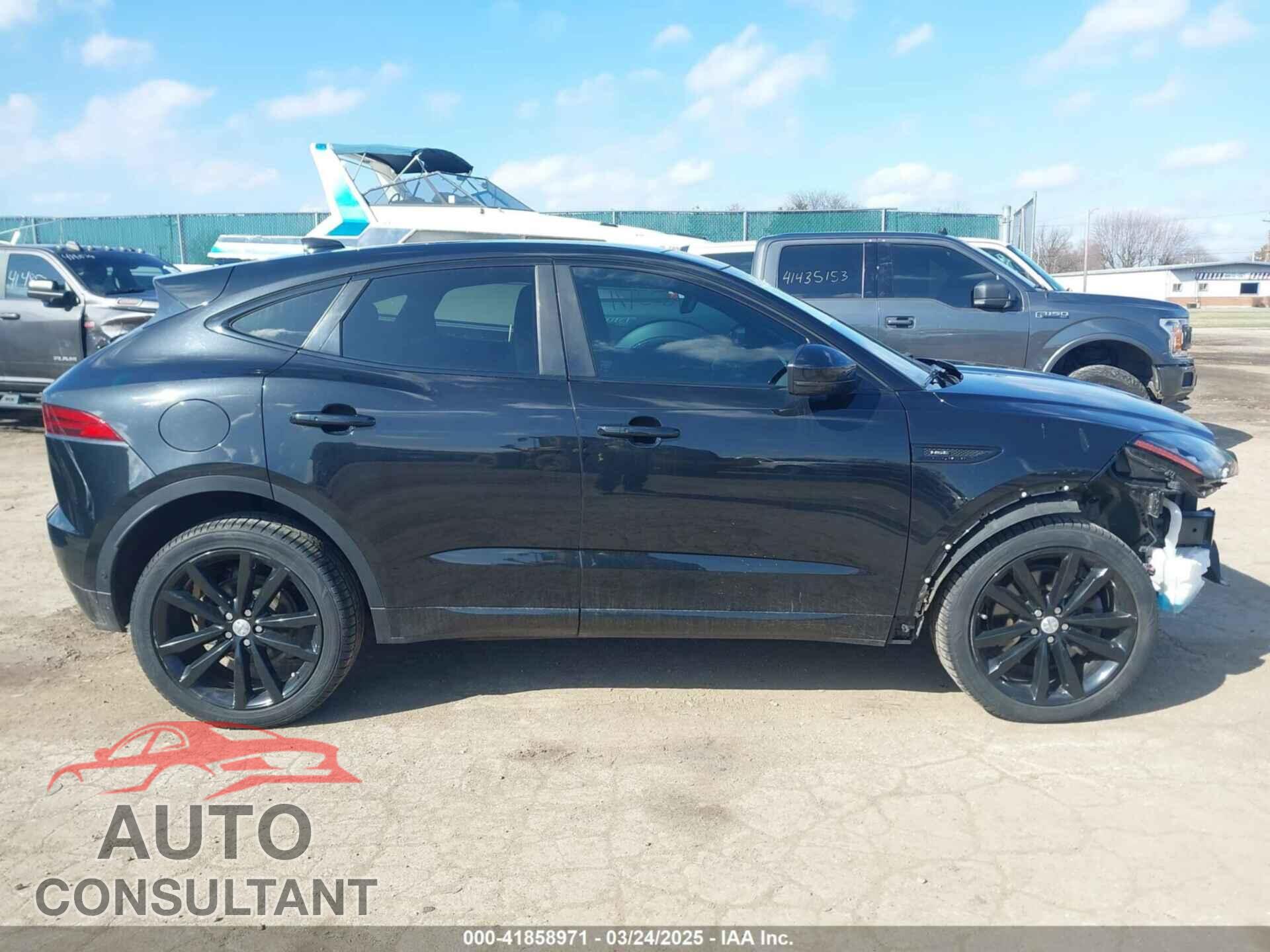 JAGUAR E-PACE 2018 - SADFM2GX9J1Z06323