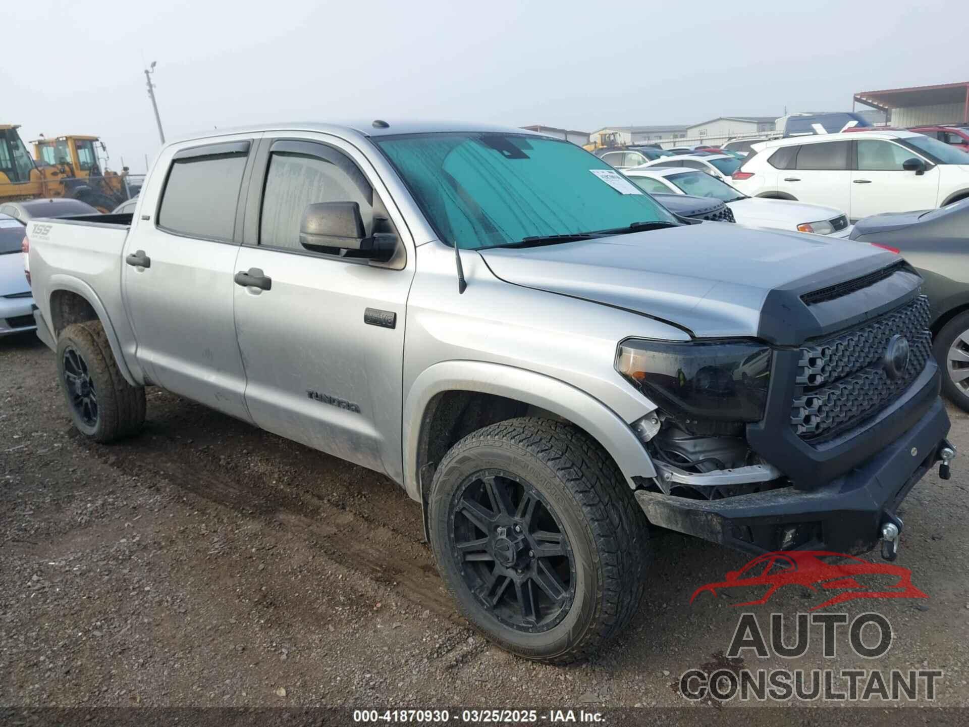 TOYOTA TUNDRA 2019 - 5TFDW5F1XKX858602
