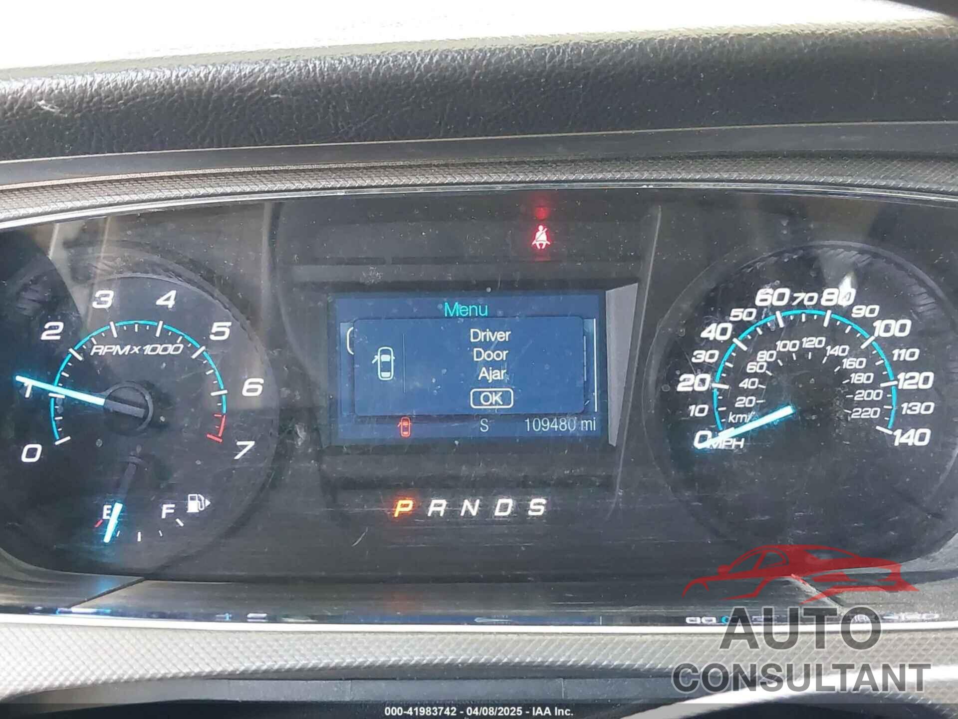 FORD TAURUS 2018 - 1FAHP2D82JG126885