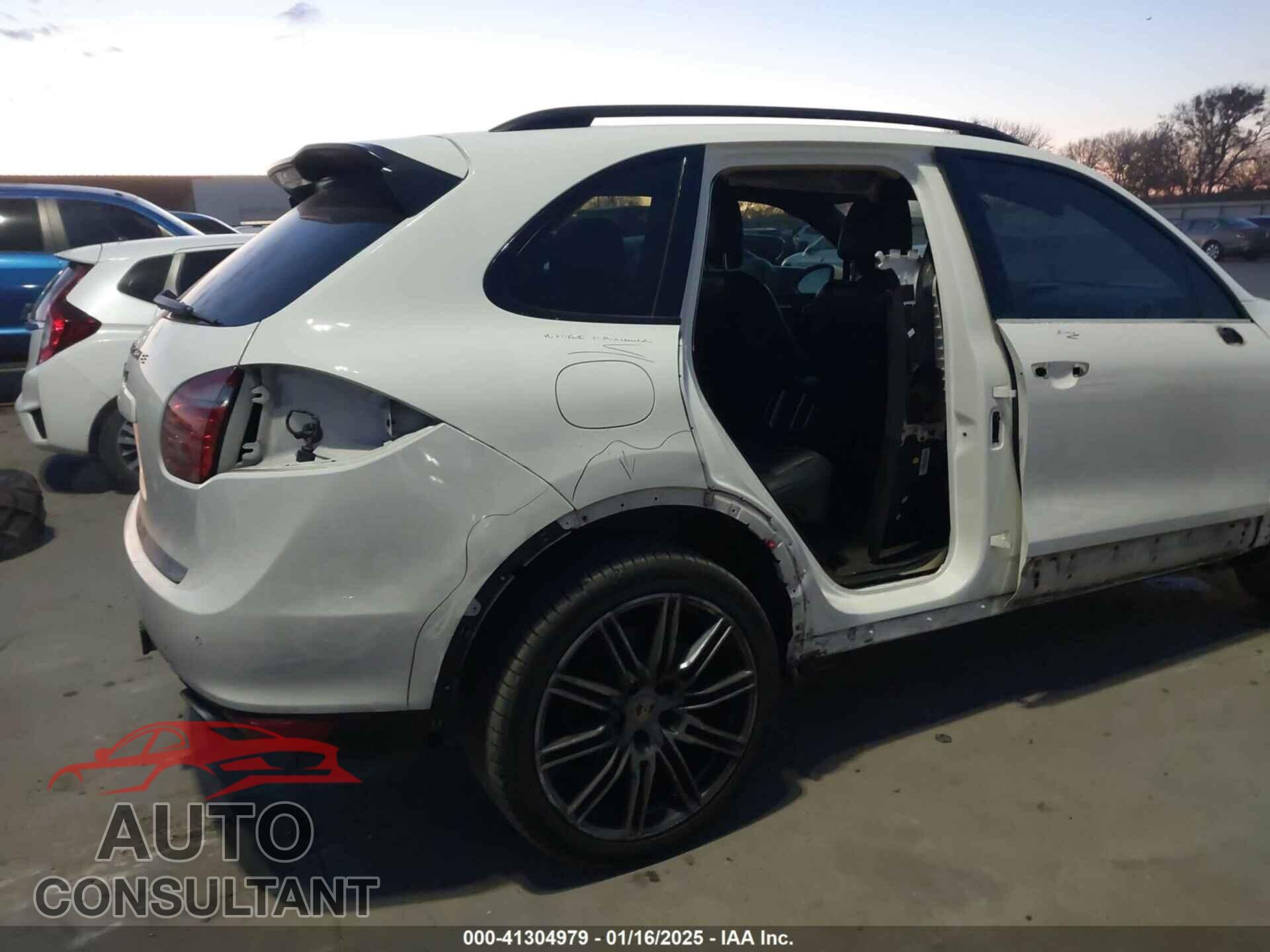 PORSCHE CAYENNE 2011 - WP1AB2A20BLA47233