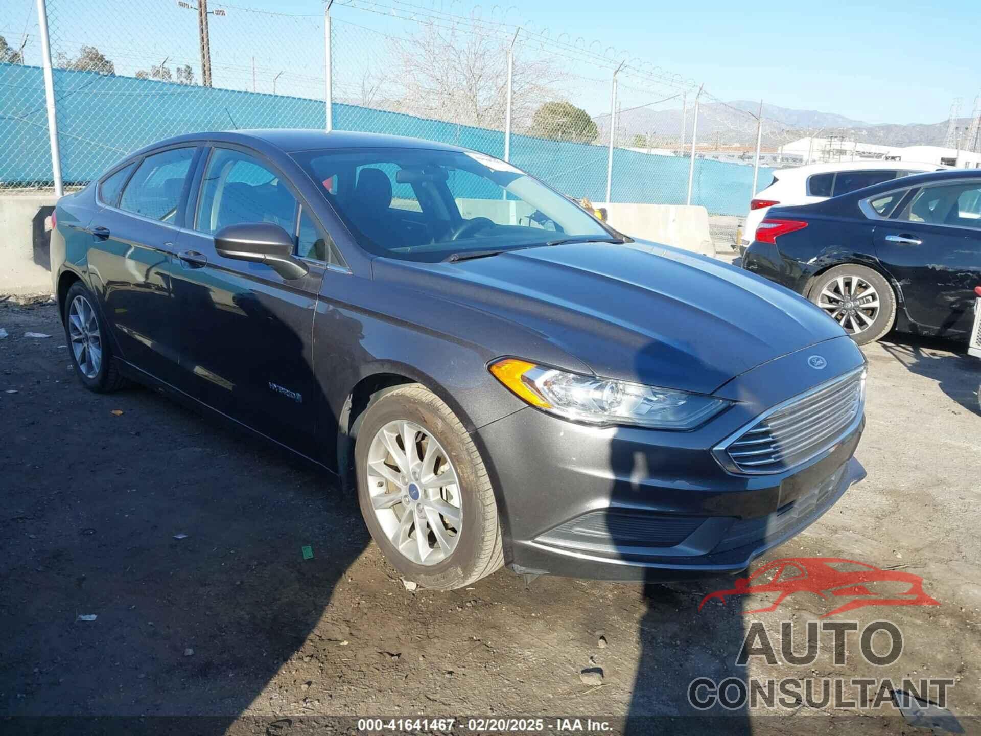 FORD FUSION HYBRID 2017 - 3FA6P0LU1HR301494