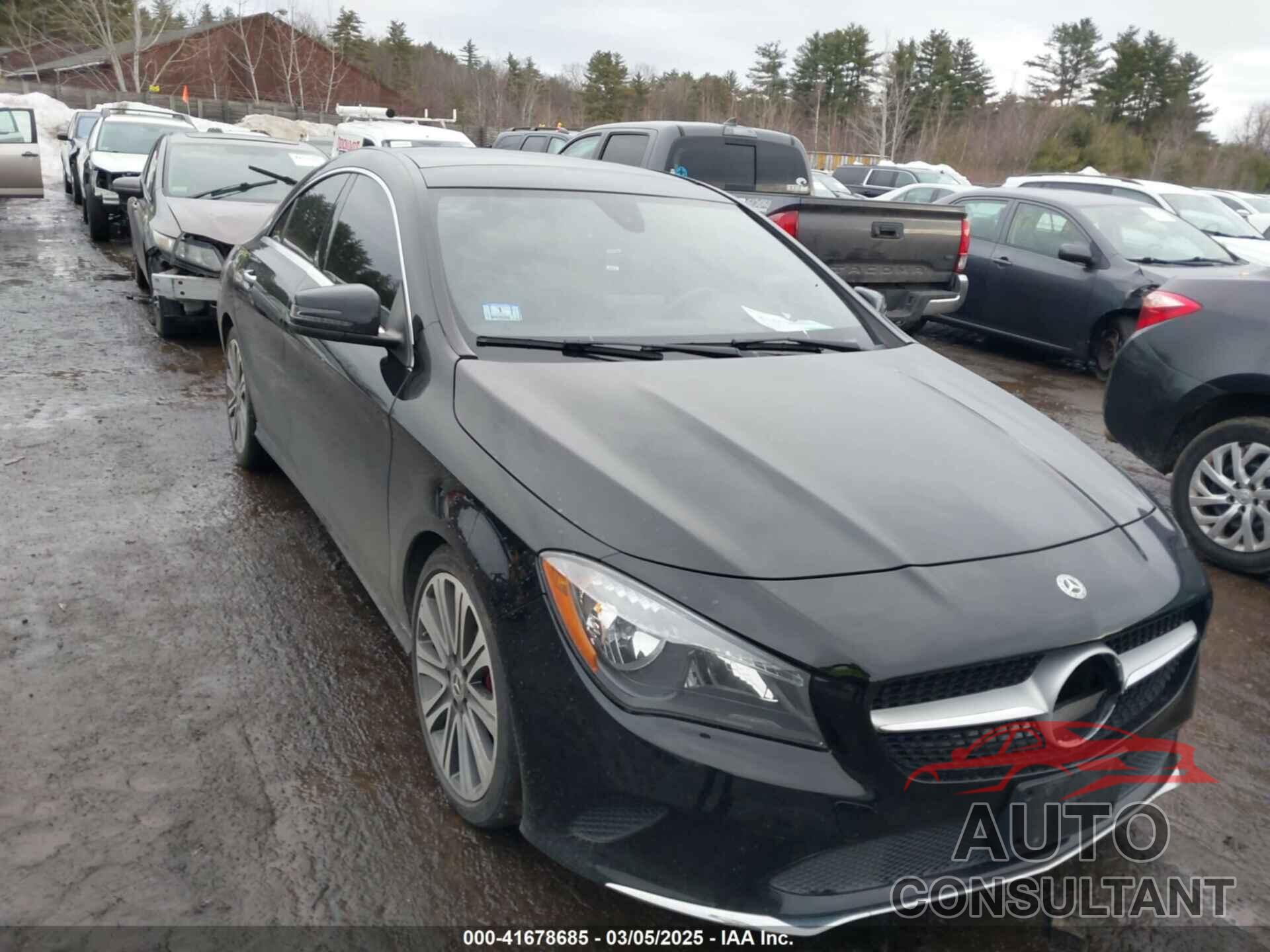 MERCEDES-BENZ CLA 250 2018 - WDDSJ4GB8JN644988