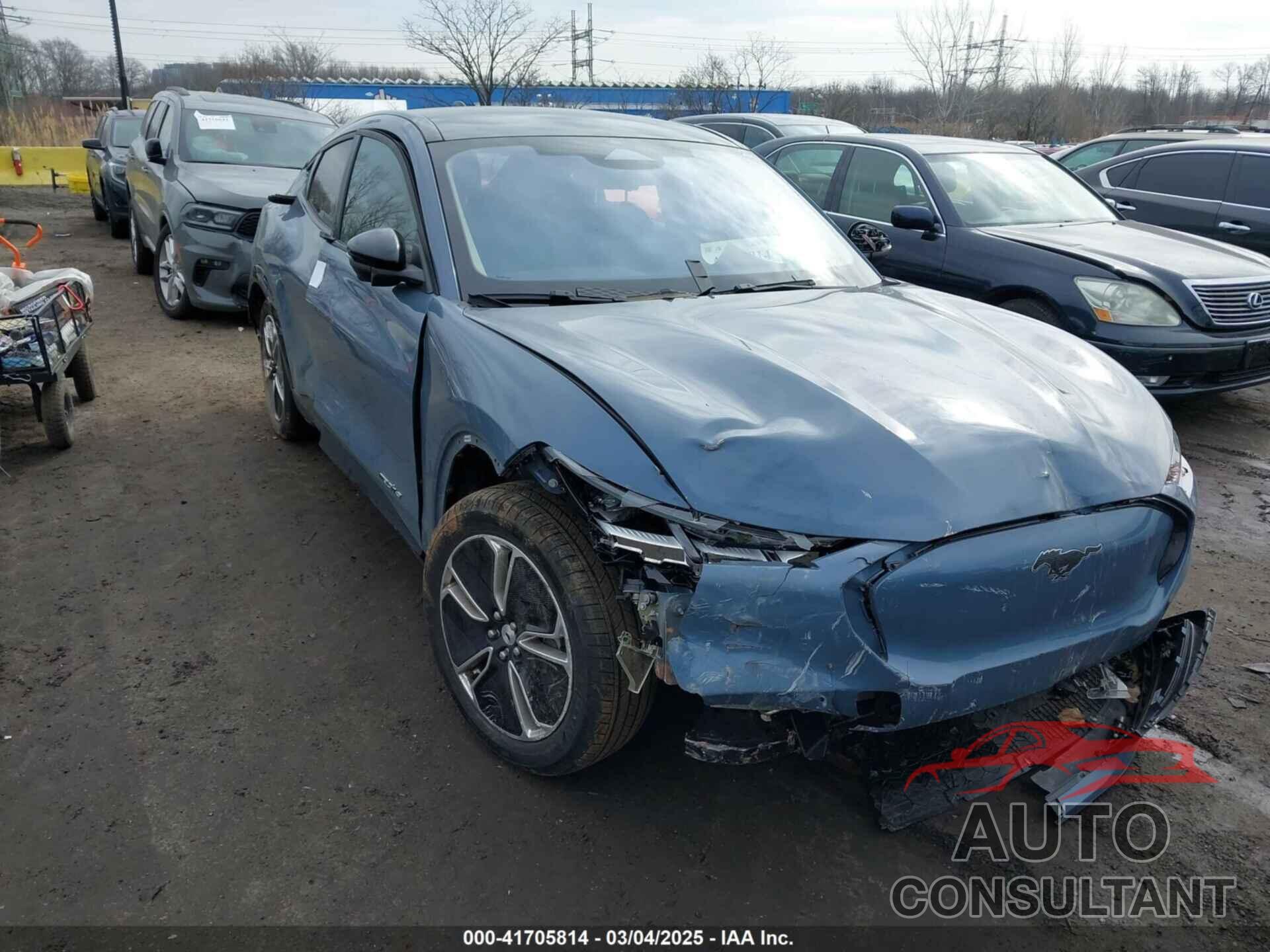 FORD MUSTANG MACH-E 2023 - 3FMTK3R49PMB02544