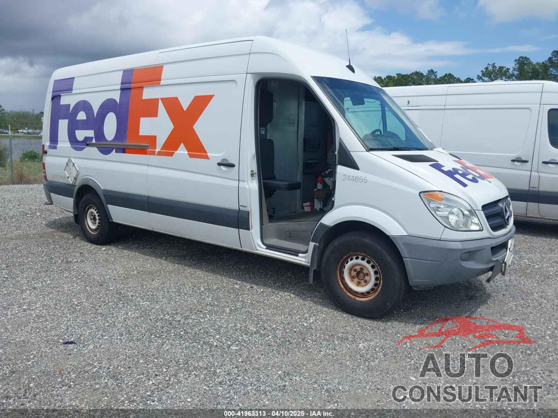 MERCEDES-BENZ SPRINTER 2500 2011 - WD3PE8CBXB5592597
