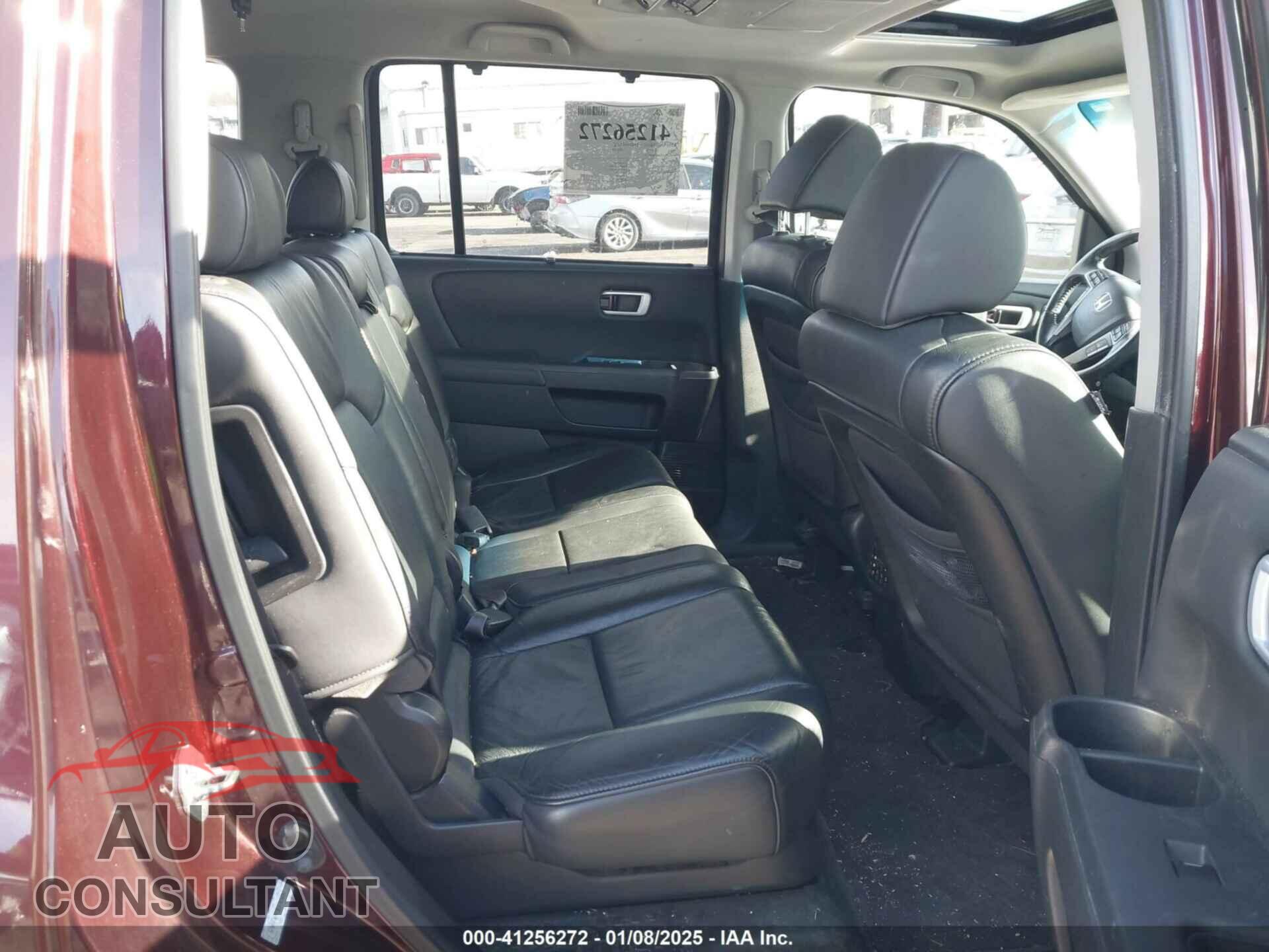 HONDA PILOT 2011 - 5FNYF4H93BB065263