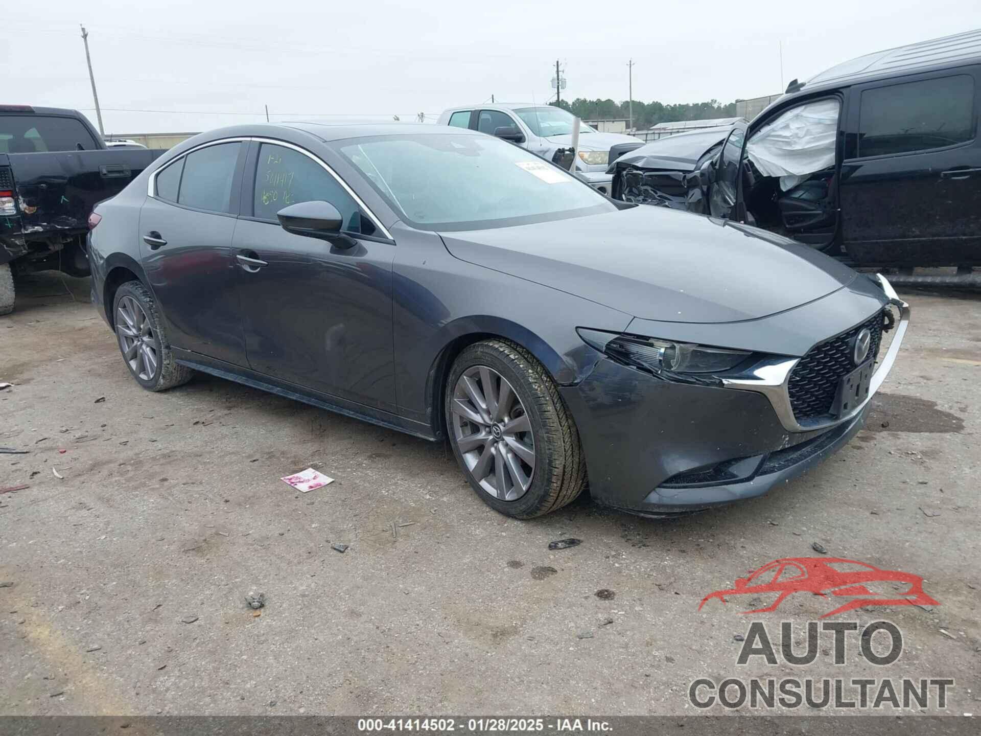 MAZDA MAZDA3 2019 - 3MZBPAEMXKM101761