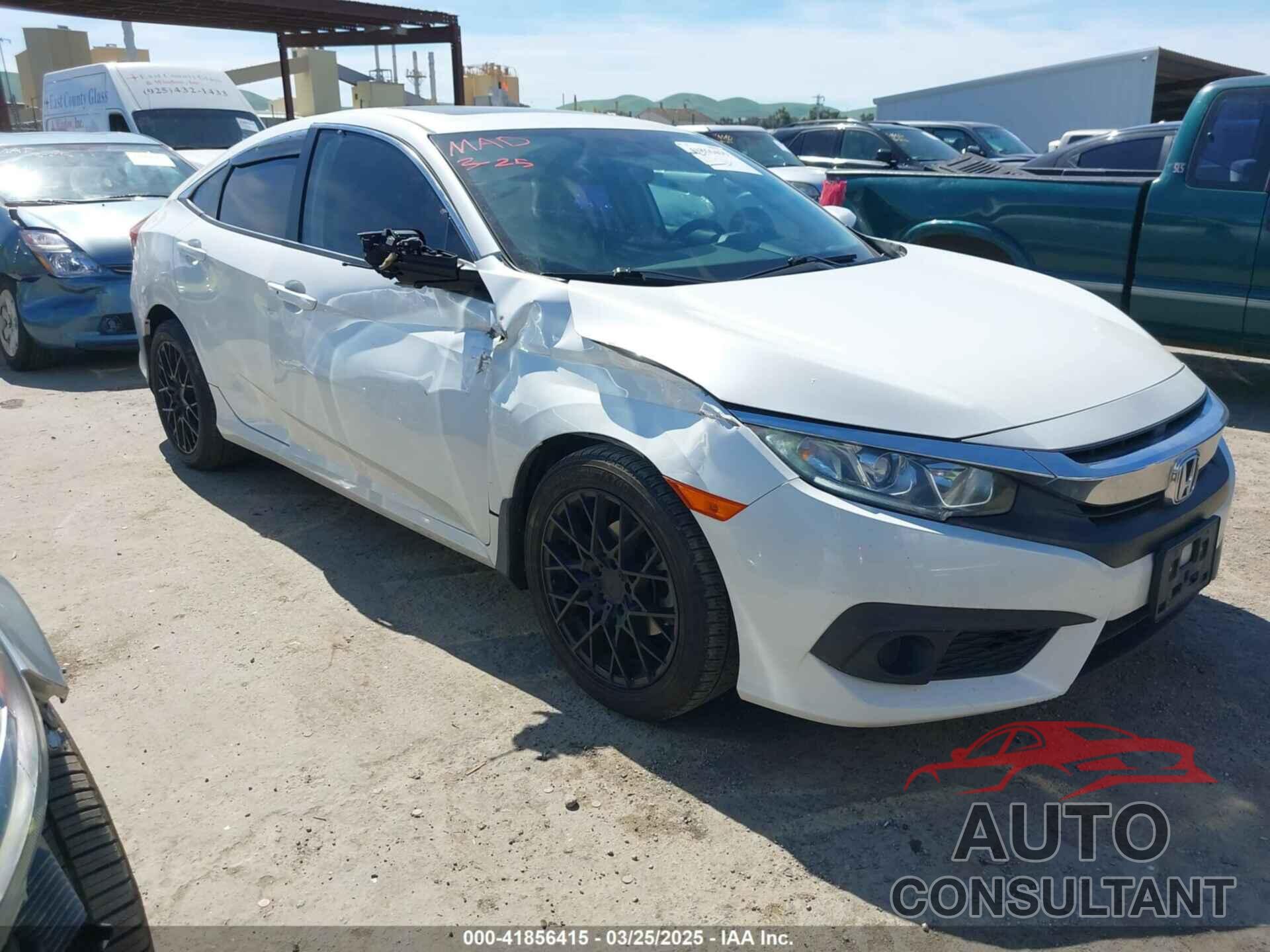 HONDA CIVIC 2016 - 19XFC2F88GE238495