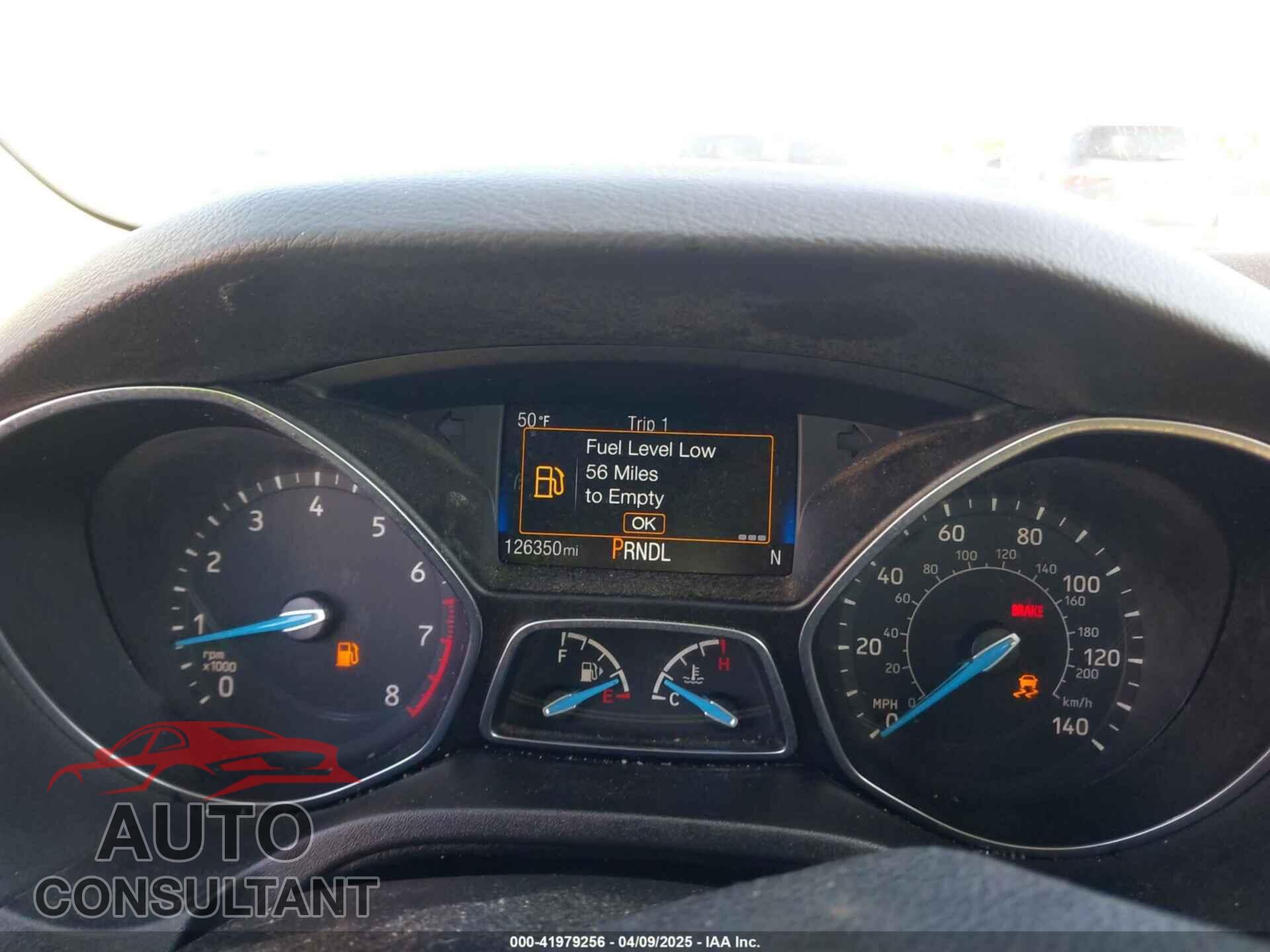 FORD FOCUS 2017 - 1FADP3F20HL322015