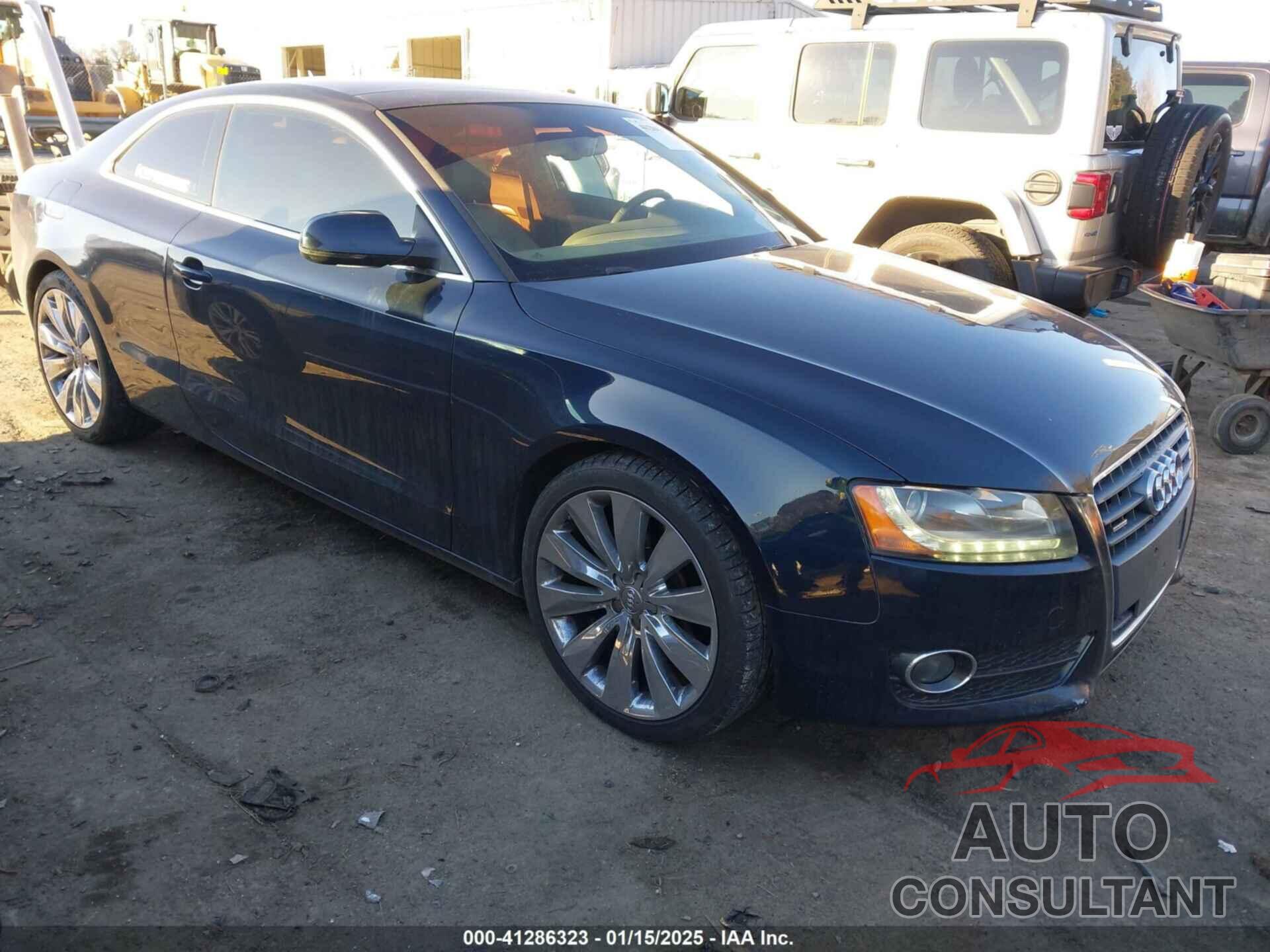 AUDI A5 2011 - WAULFAFR1BA053453
