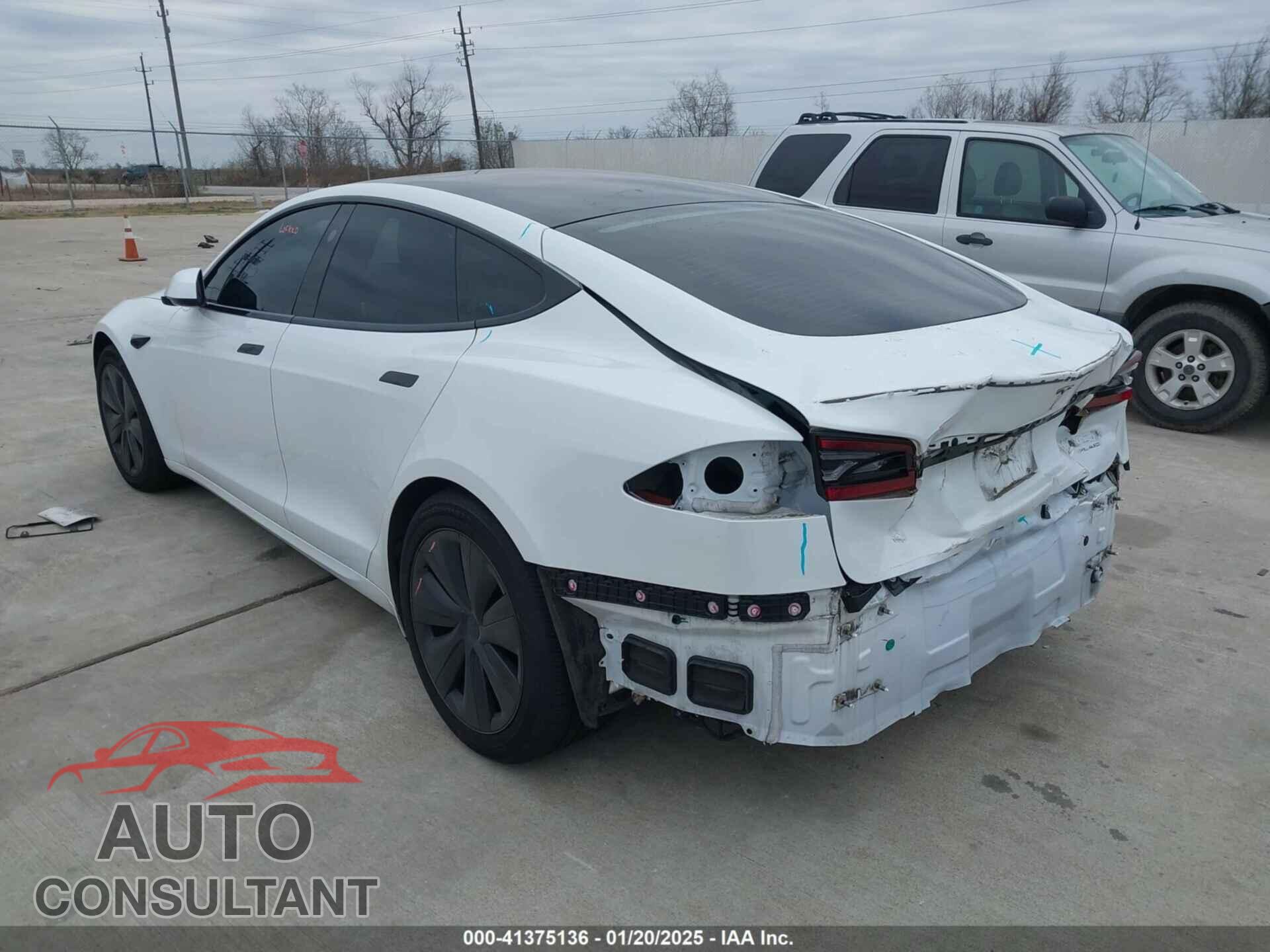 TESLA MODEL S 2021 - 5YJSA1E64MF452744