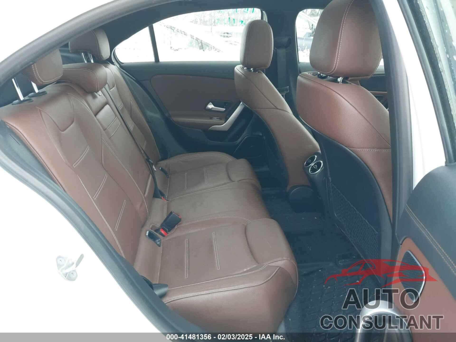 MERCEDES-BENZ A 220 2019 - WDD3G4FB6KW021692