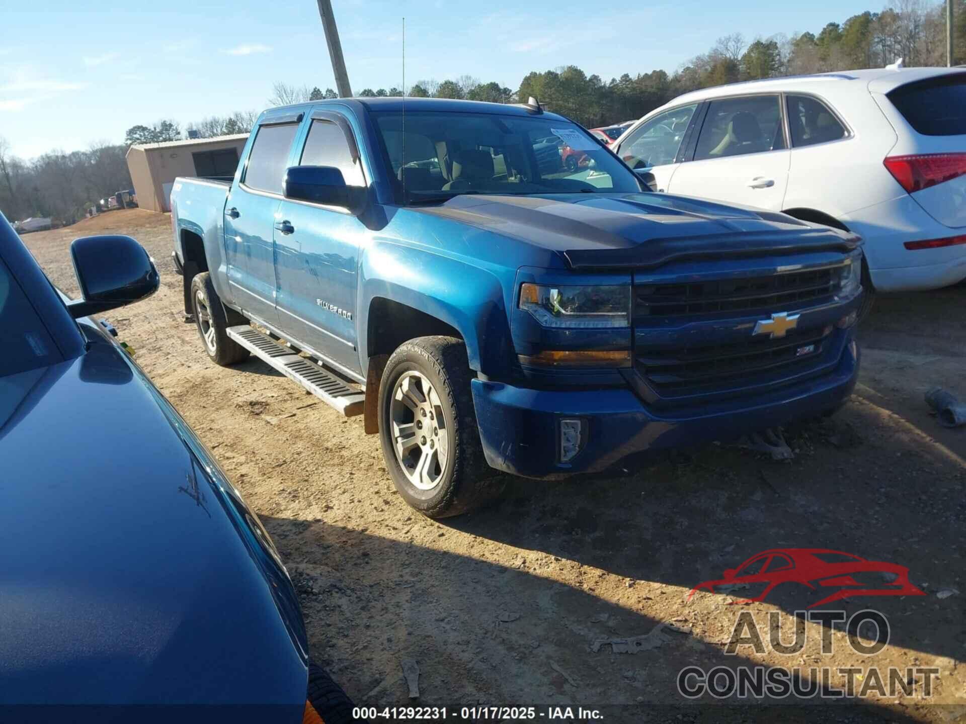 CHEVROLET SILVERADO 1500 2018 - 3GCUKREC3JG513422