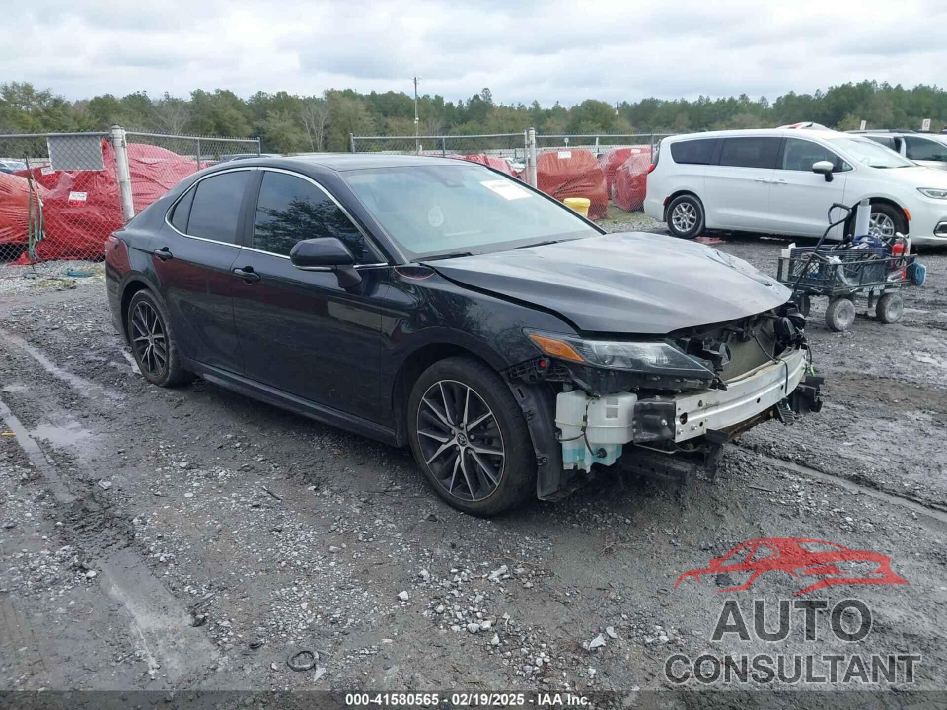 TOYOTA CAMRY 2022 - 4T1G11AK1NU696817