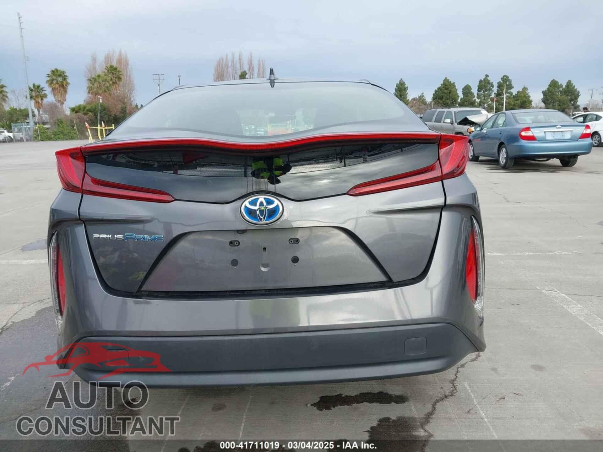TOYOTA PRIUS PRIME 2018 - JTDKARFP2J3082876