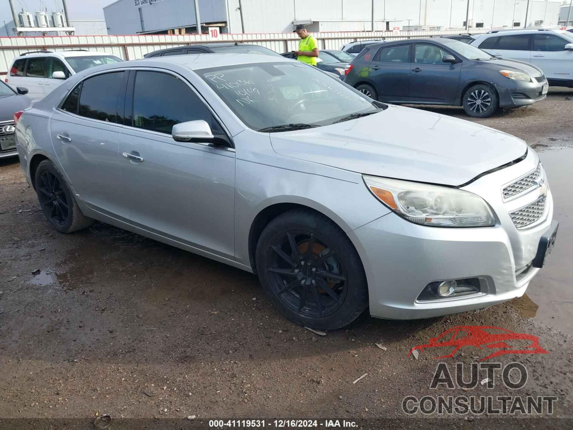 CHEVROLET MALIBU 2013 - 1G11H5SA5DF169619