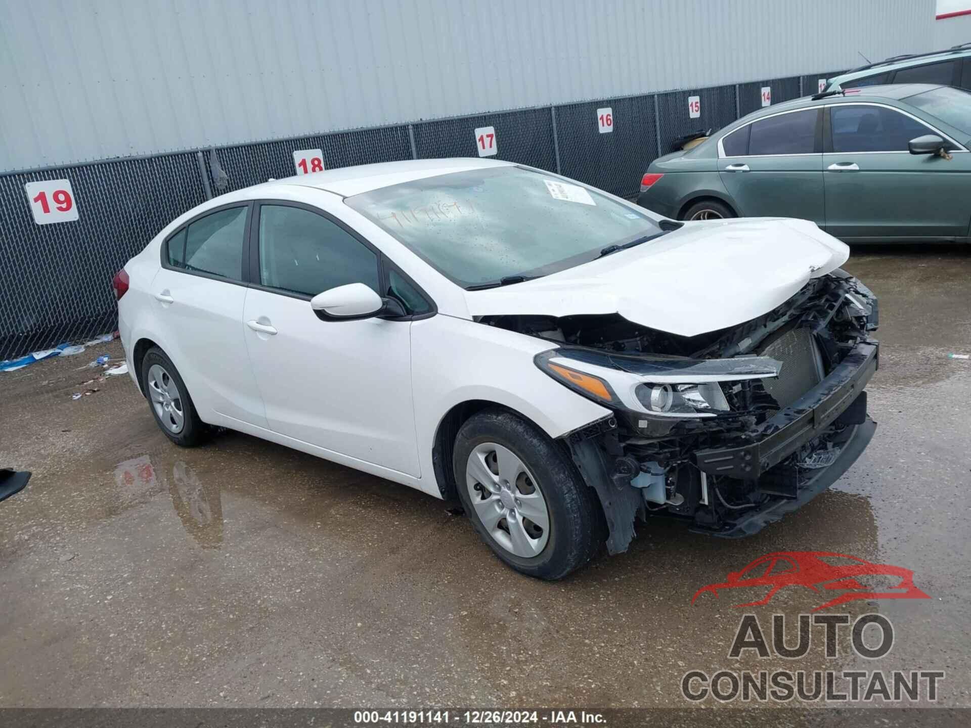 KIA FORTE 2018 - 3KPFL4A74JE191306