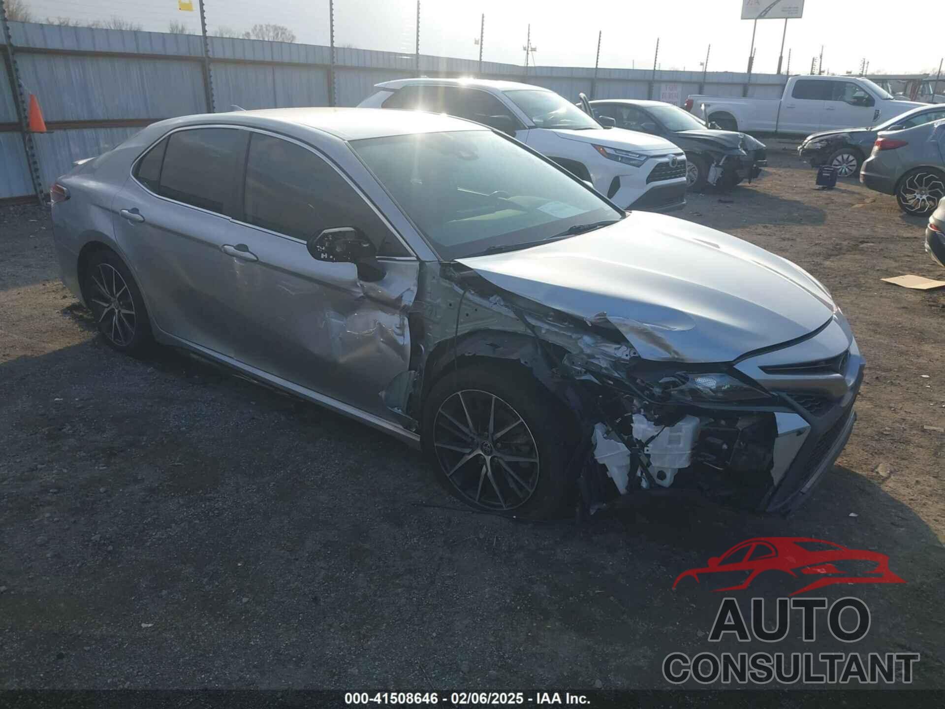 TOYOTA CAMRY 2021 - 4T1G11AK5MU497350