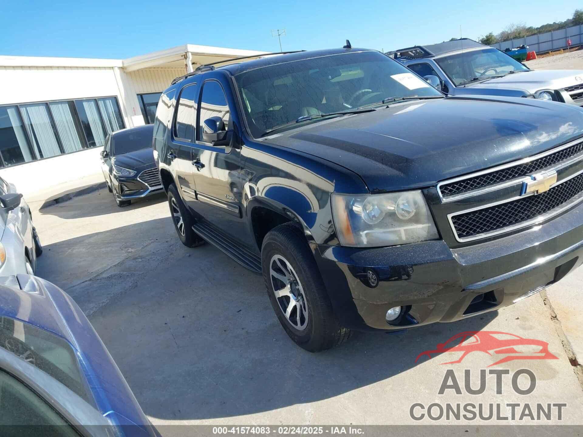 CHEVROLET TAHOE 2011 - 1GNSCBE01BR190241
