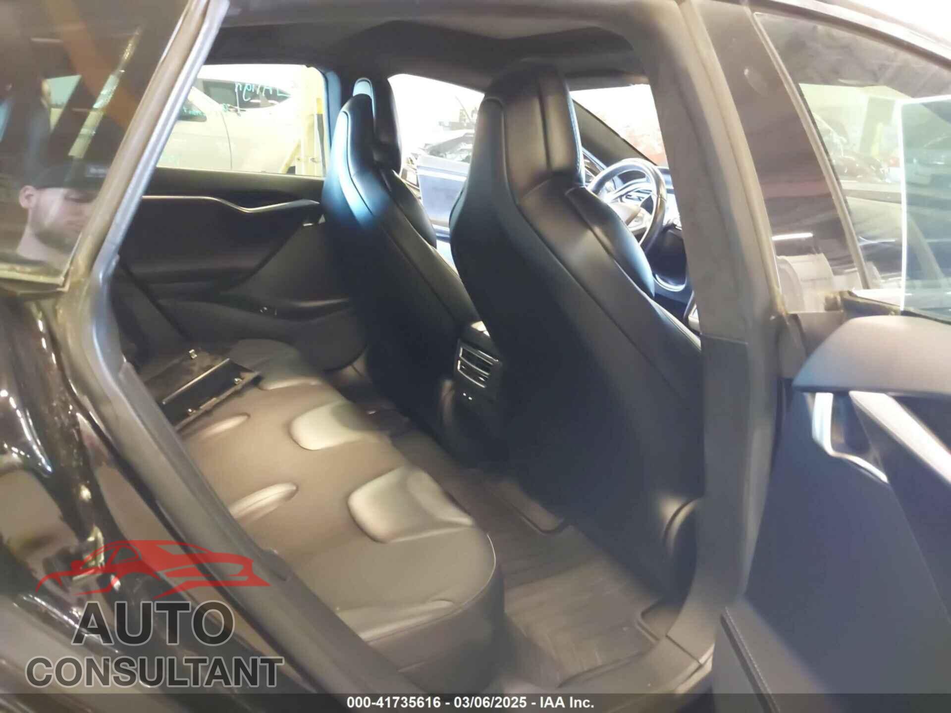 TESLA MODEL S 2017 - 5YJSA1E11HF184410