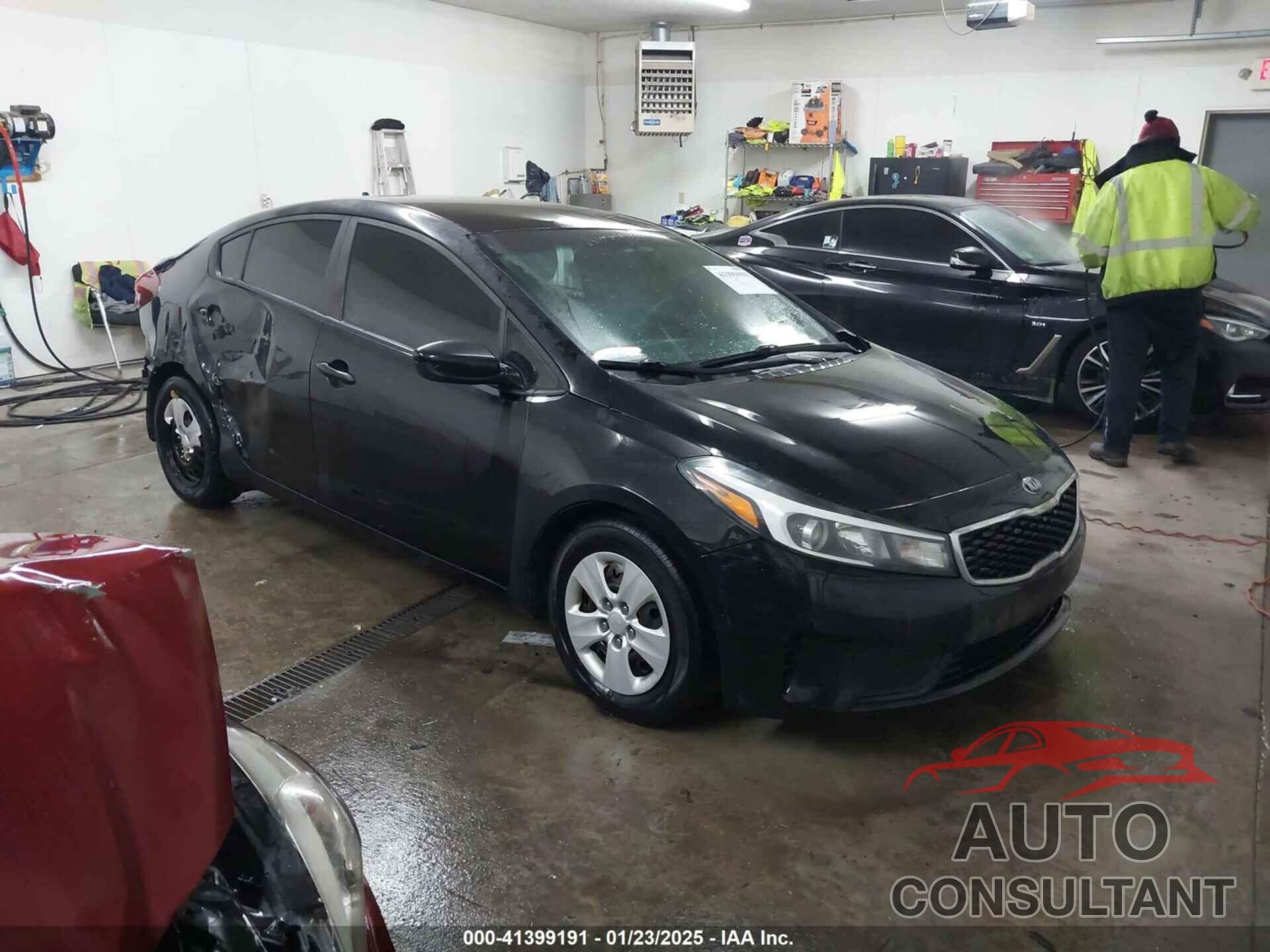 KIA FORTE 2018 - 3KPFK4A75JE220718