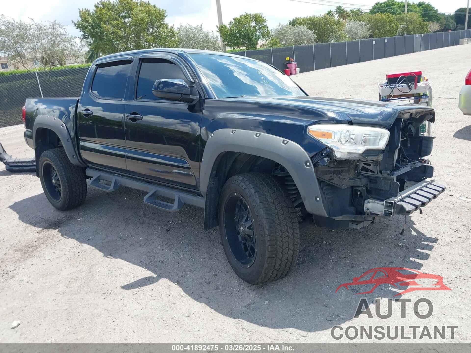 TOYOTA TACOMA 2019 - 5TFAX5GN1KX152037
