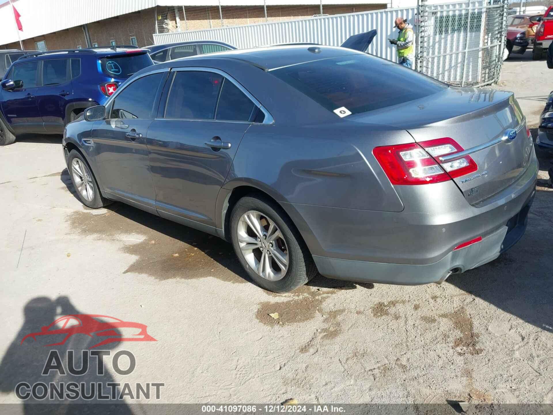 FORD TAURUS 2014 - 1FAHP2E85EG155236
