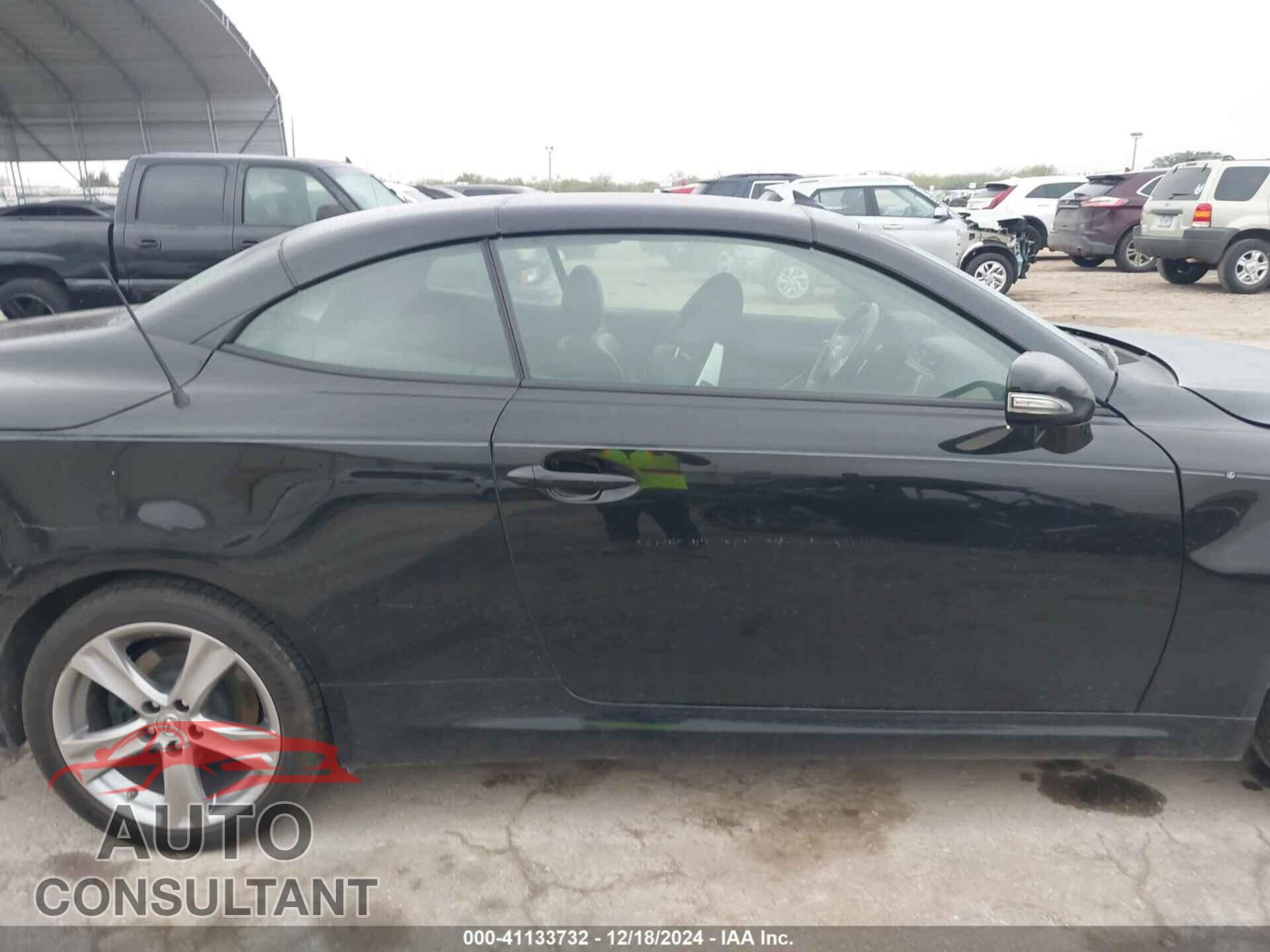LEXUS IS 350C 2012 - JTHFE2C23C2507227