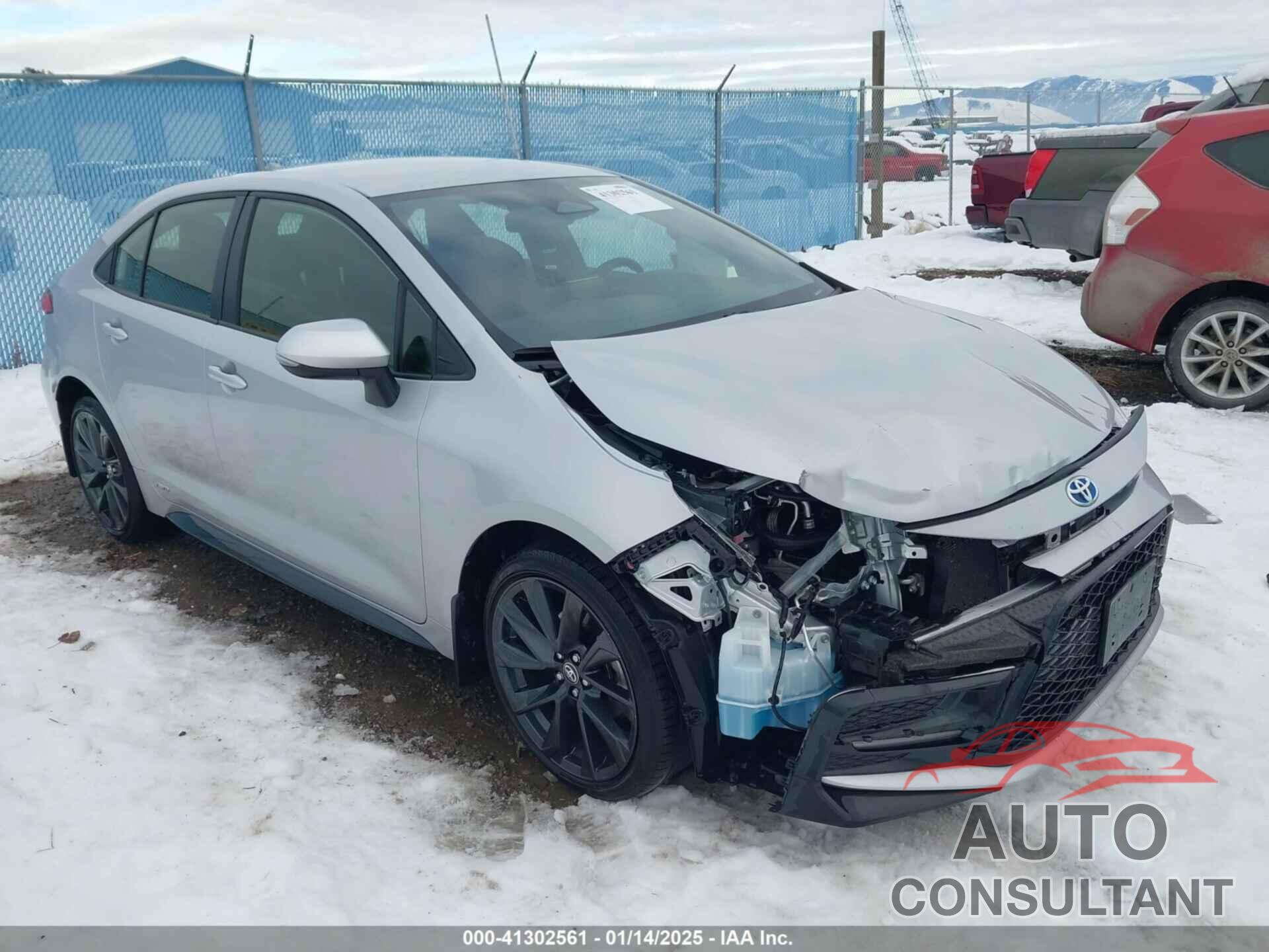 TOYOTA COROLLA 2024 - JTDBDMHE3RJ005267