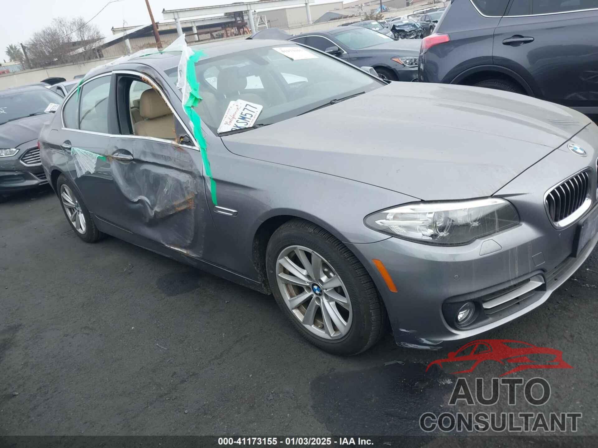 BMW 528I 2015 - WBA5A5C5XFD524780