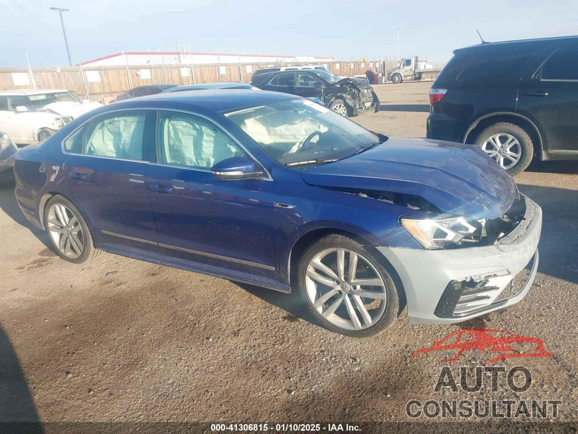 VOLKSWAGEN PASSAT 2017 - 1VWDT7A32HC009025