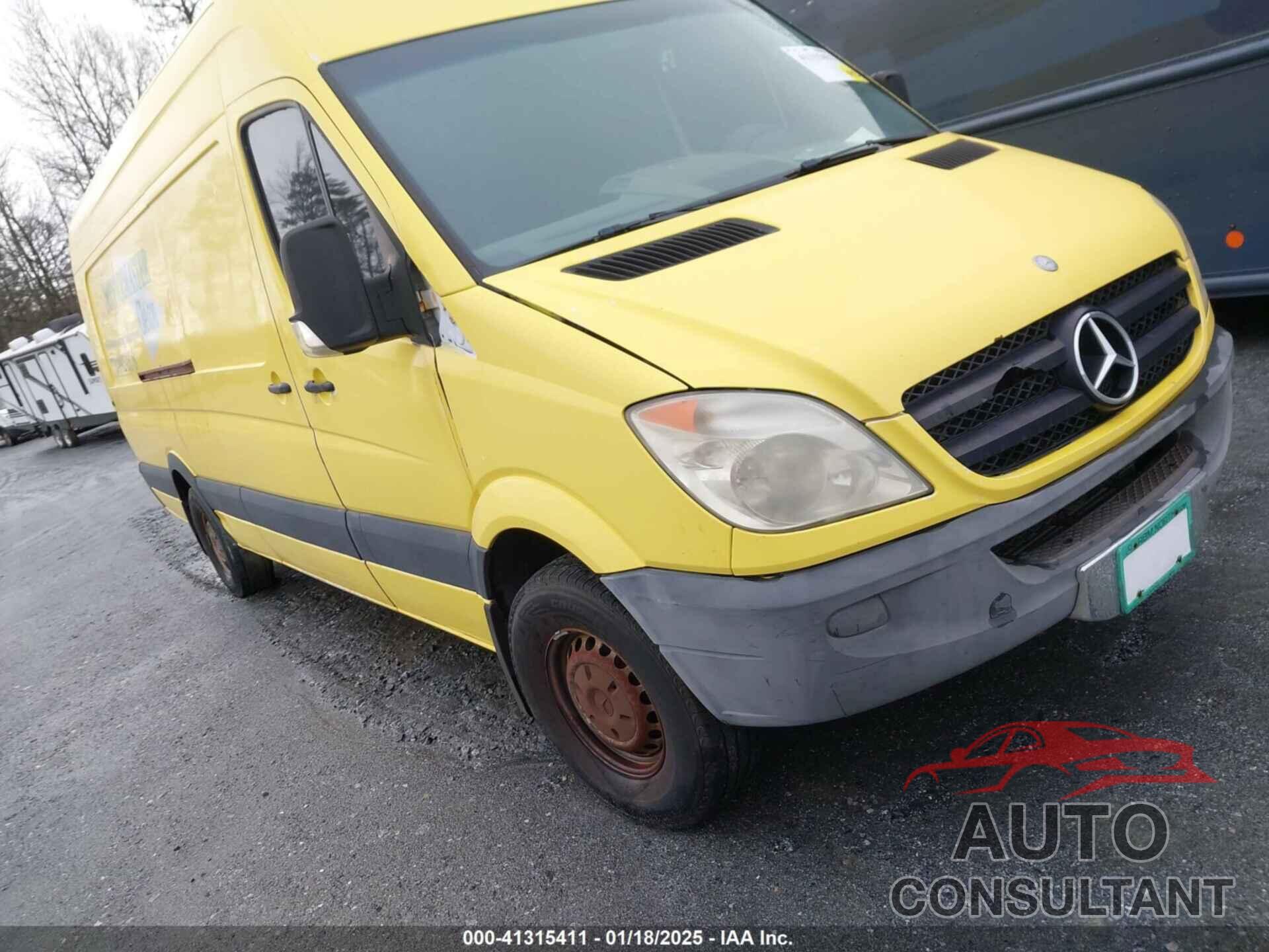 MERCEDES-BENZ SPRINTER VAN 2500 2010 - WD3PE8CC9A5459420