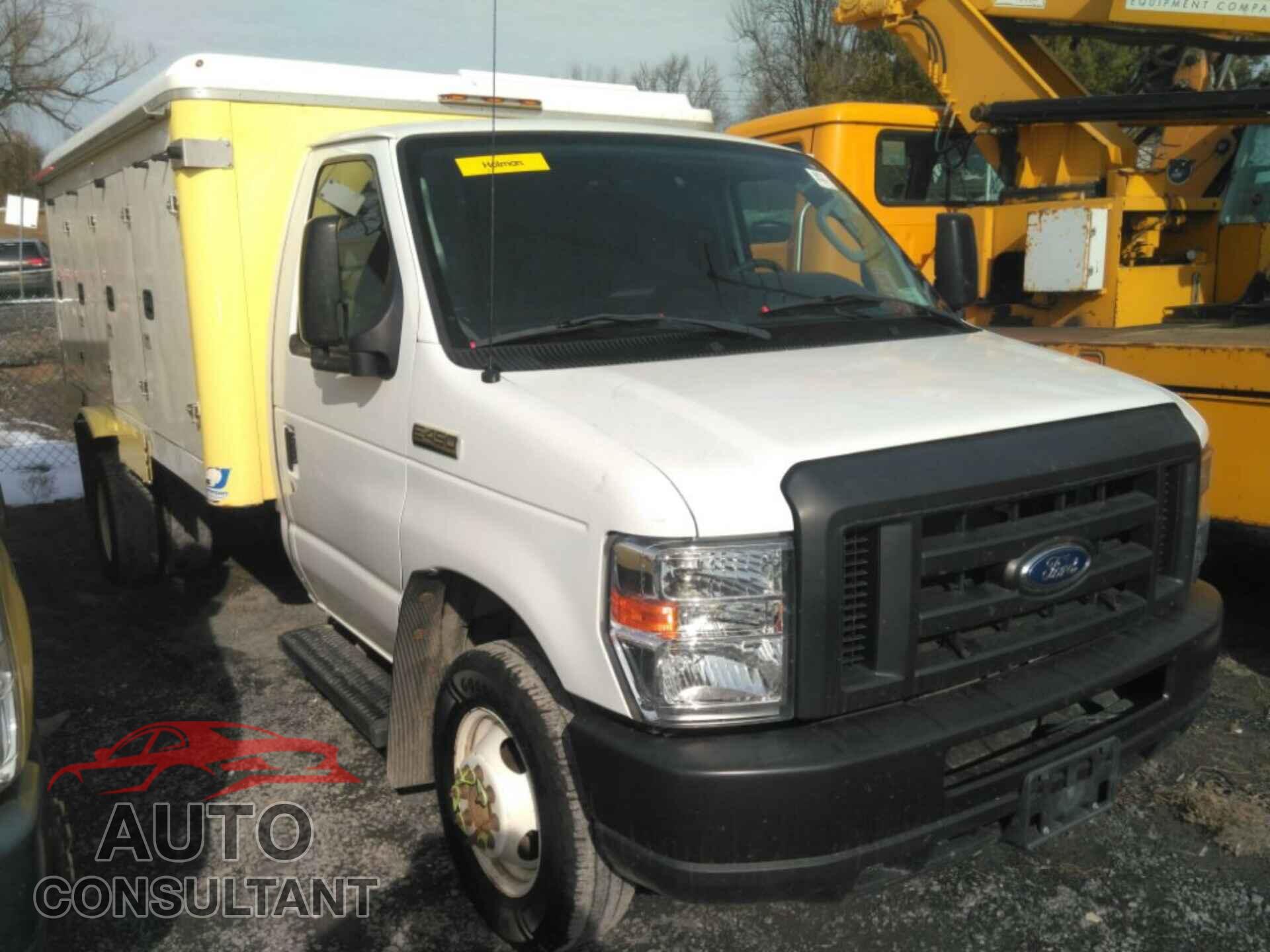 FORD ECONOLINE 2018 - 1FDXE4FS8JDC33260