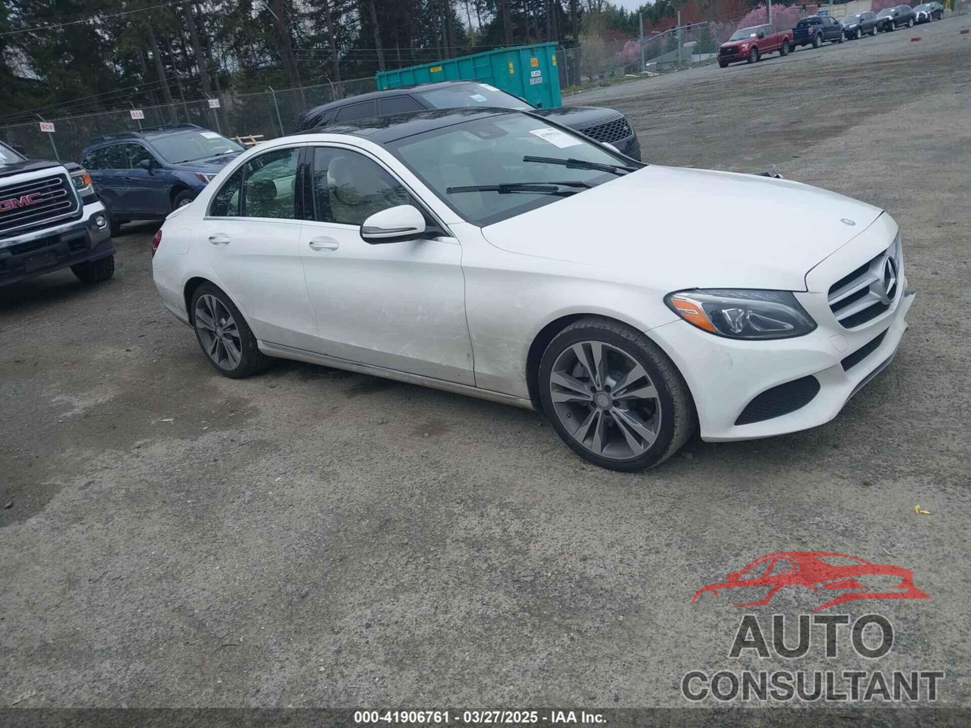 MERCEDES-BENZ C 300 2016 - 55SWF4JB1GU158079