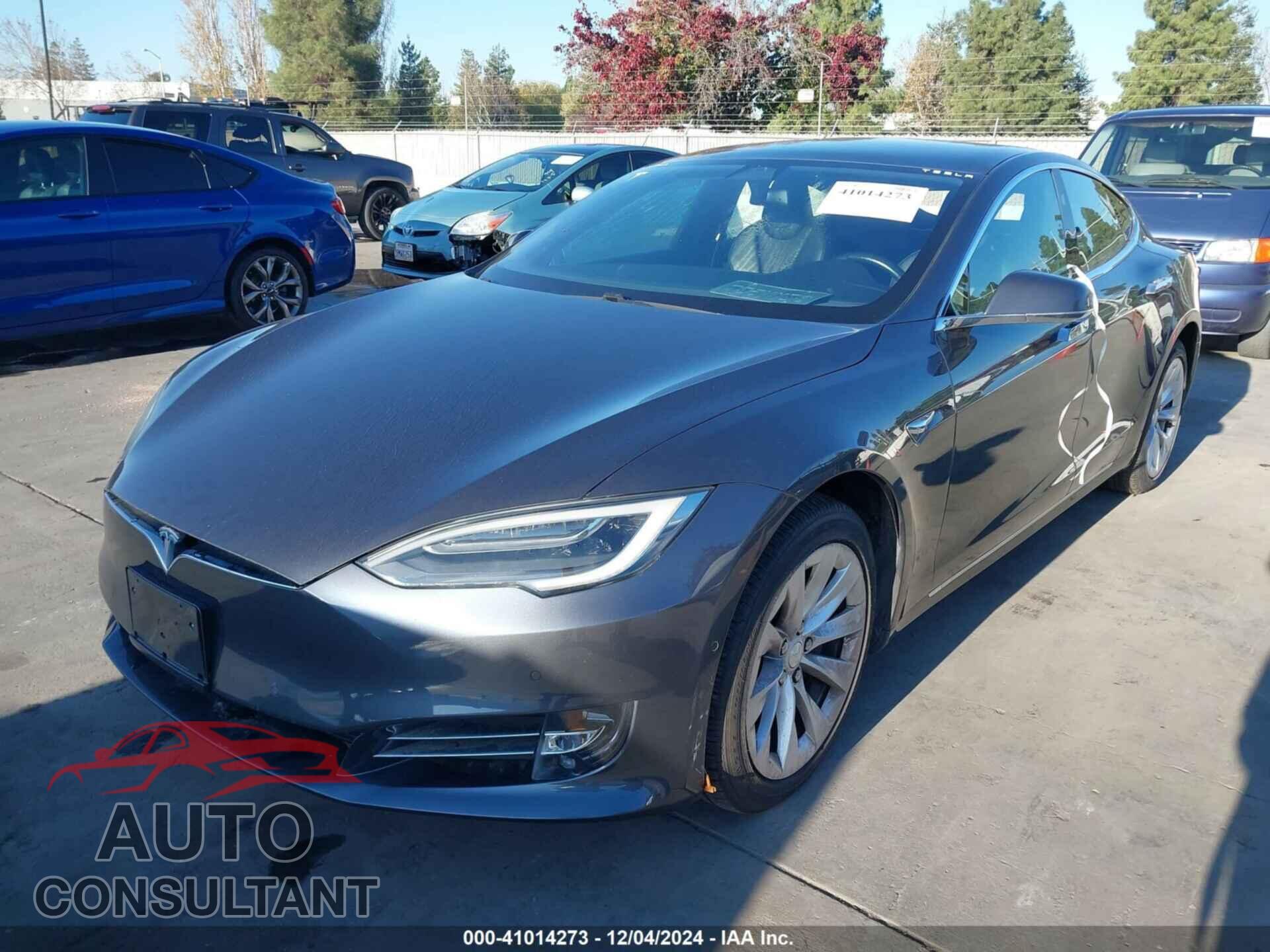 TESLA MODEL S 2019 - 5YJSA1E21KF333205