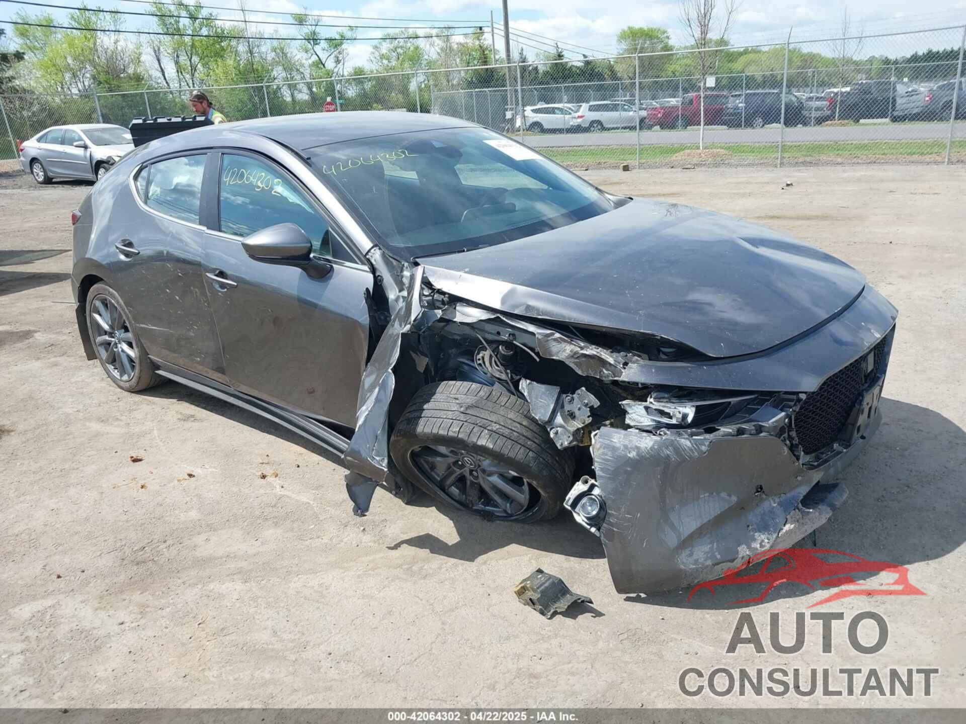 MAZDA MAZDA3 2023 - JM1BPAKM3P1615785