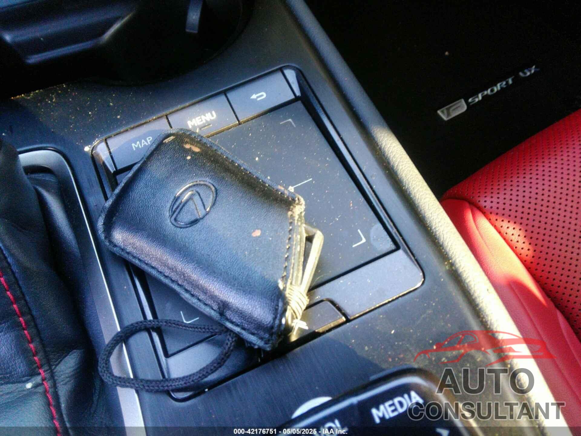 LEXUS UX 250H 2019 - JTHU9JBH7K2012295