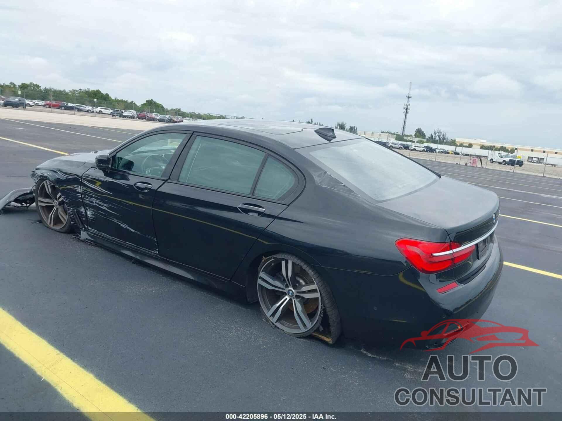 BMW 750I 2018 - WBA7F0C54JGM23528